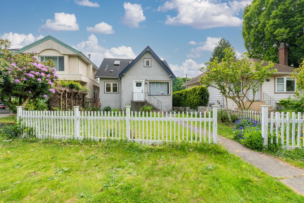 922 PARK DRIVE, Vancouver BC V6P 2J4, R3143660, BC,