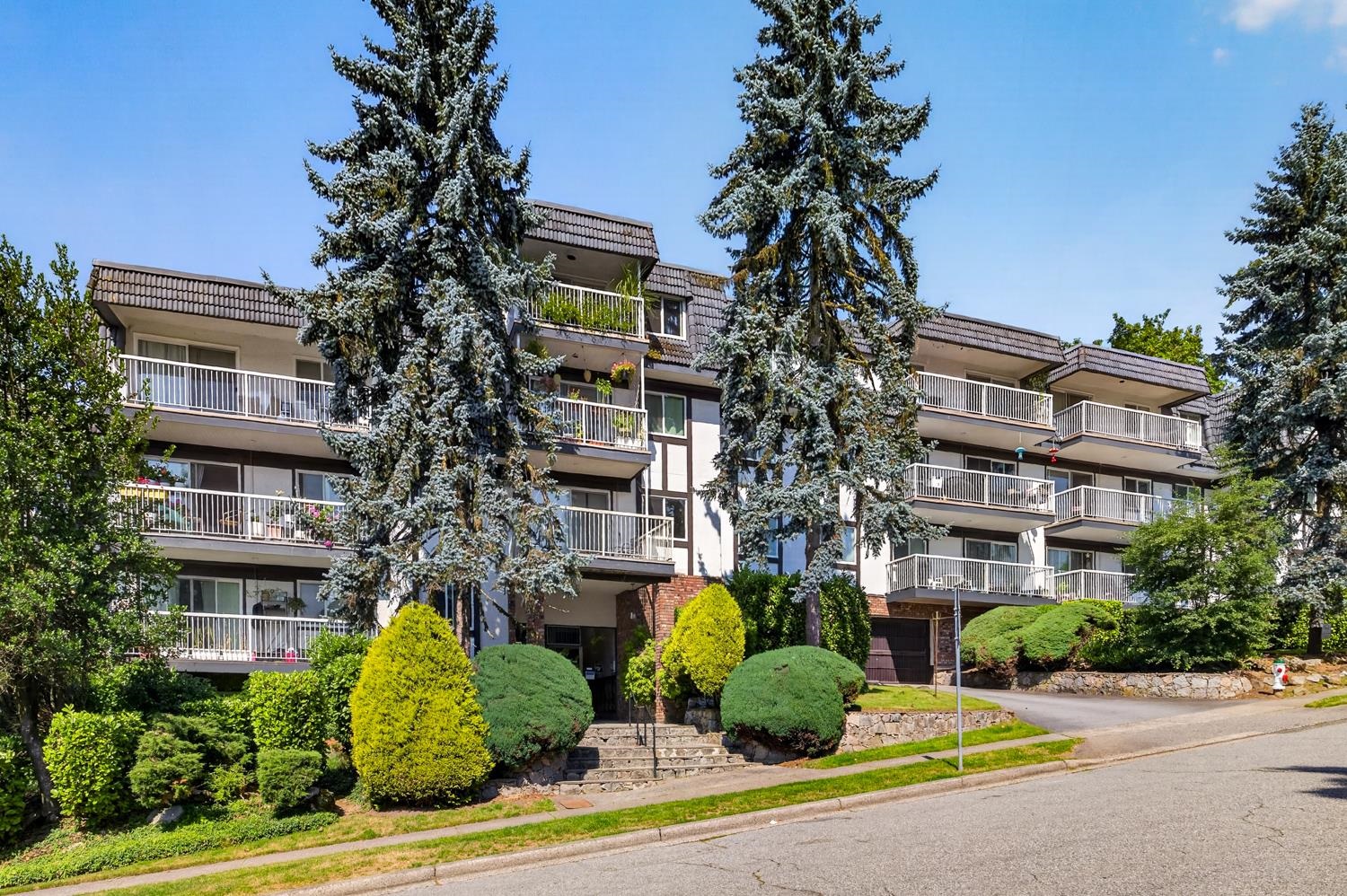 412 371 ELLESMERE AVENUE, R3143688, BC,