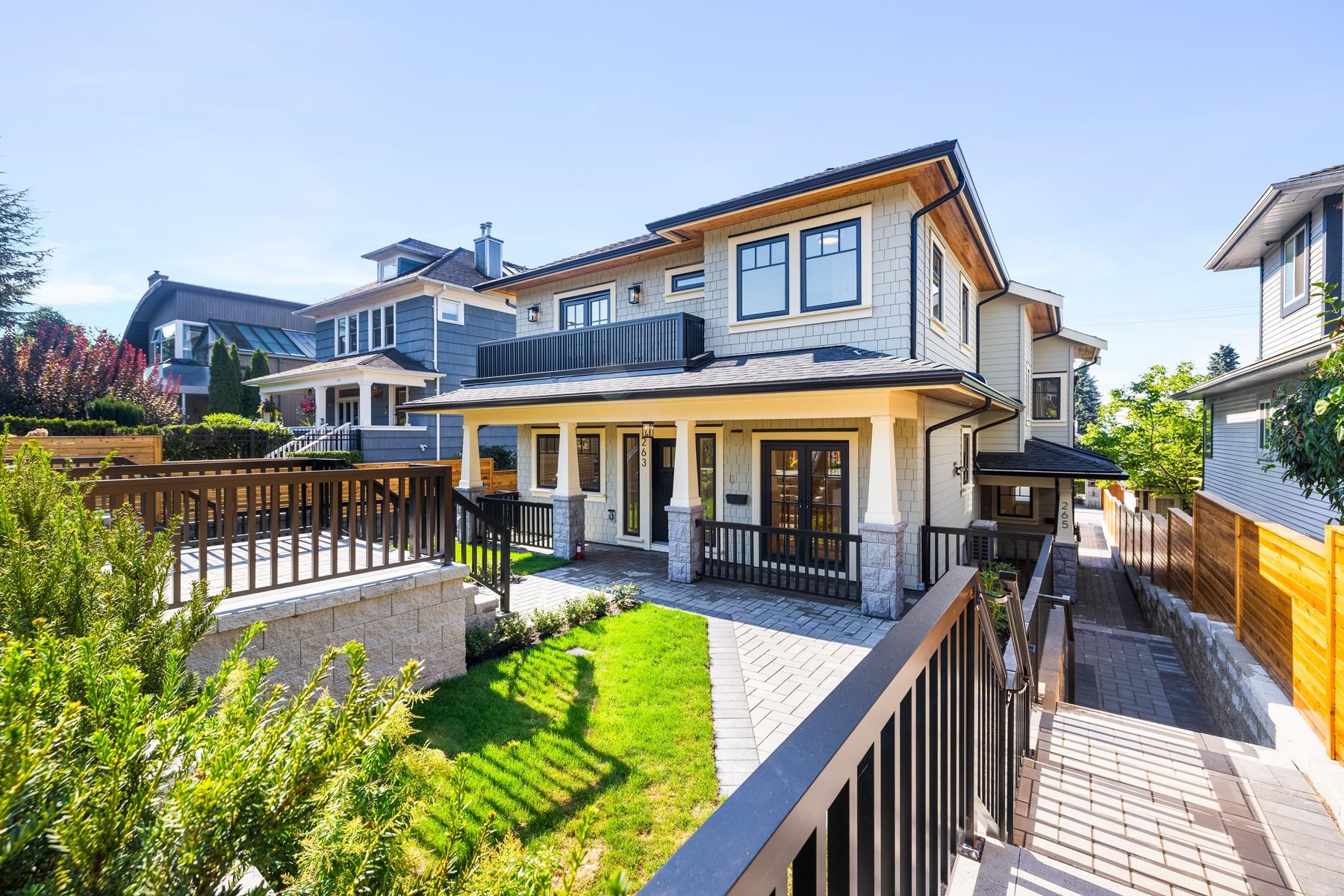 265 W 6TH STREET, North Vancouver BC V7M 1K7, R3143768, BC,