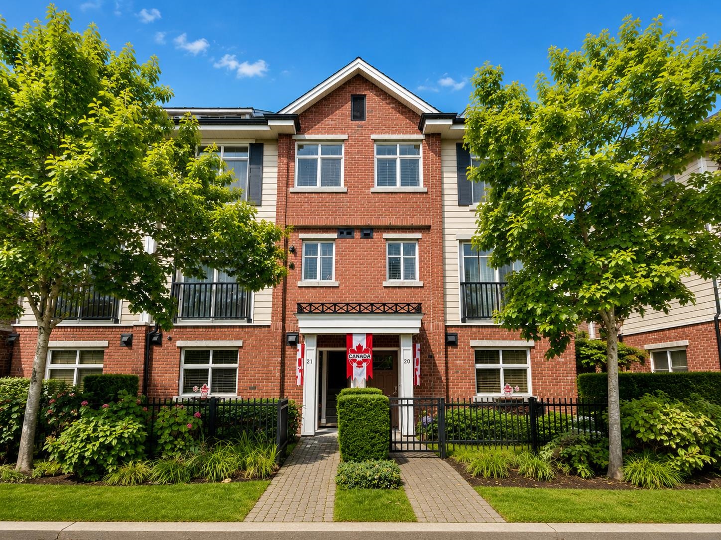 21 20738 84 AVENUE, R3143904, BC,