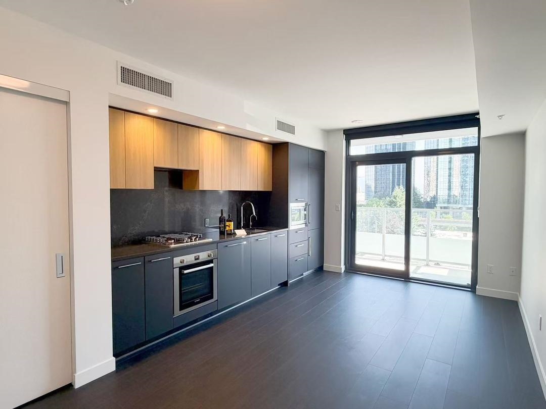 6608 SUSSEX AVENUE, Burnaby BC V5H 3B1, R3143931, BC,