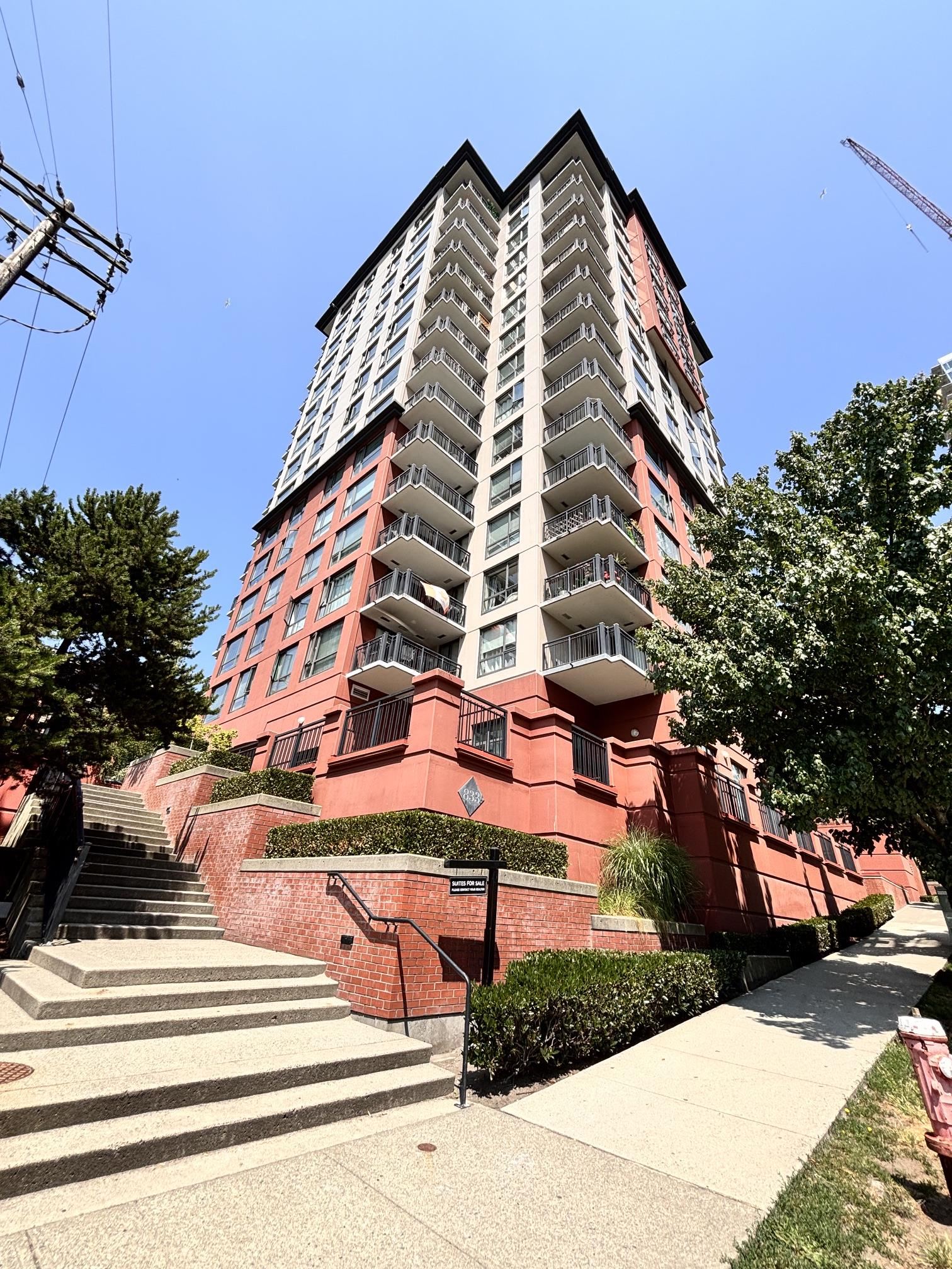 902 833 AGNES STREET, R3143986, BC,