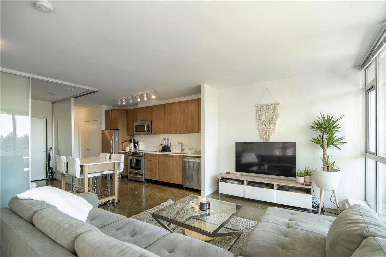 720 221 UNION STREET, R3144049, BC,