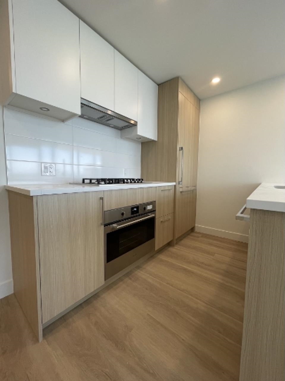 9675 KING GEORGE BOULEVARD, Surrey BC V3T 0T7, R3144302, BC,