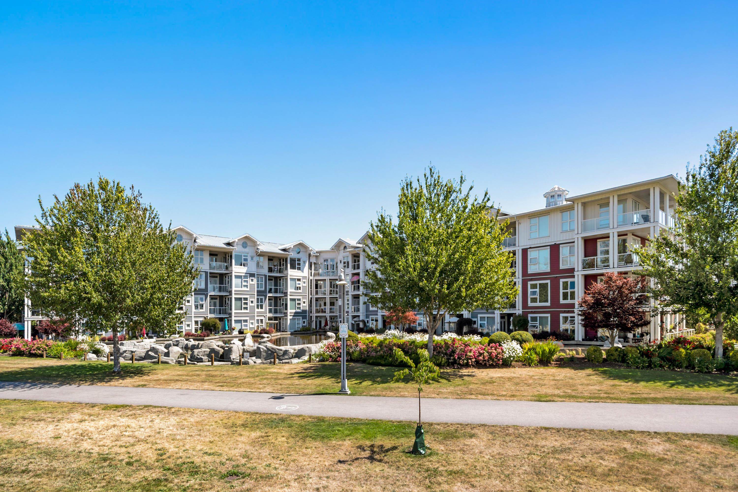 101 4500 WESTWATER DRIVE, R3144359, BC,
