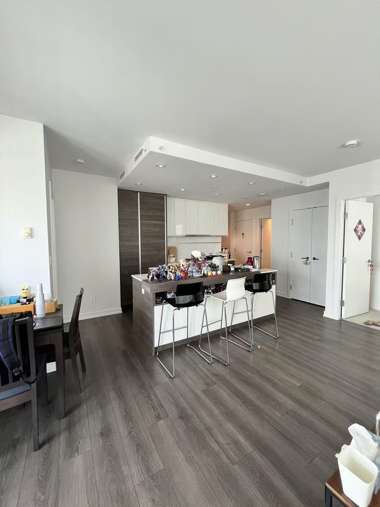 4688 KINGSWAY, Burnaby BC V5H 4L9, R3144382, BC,