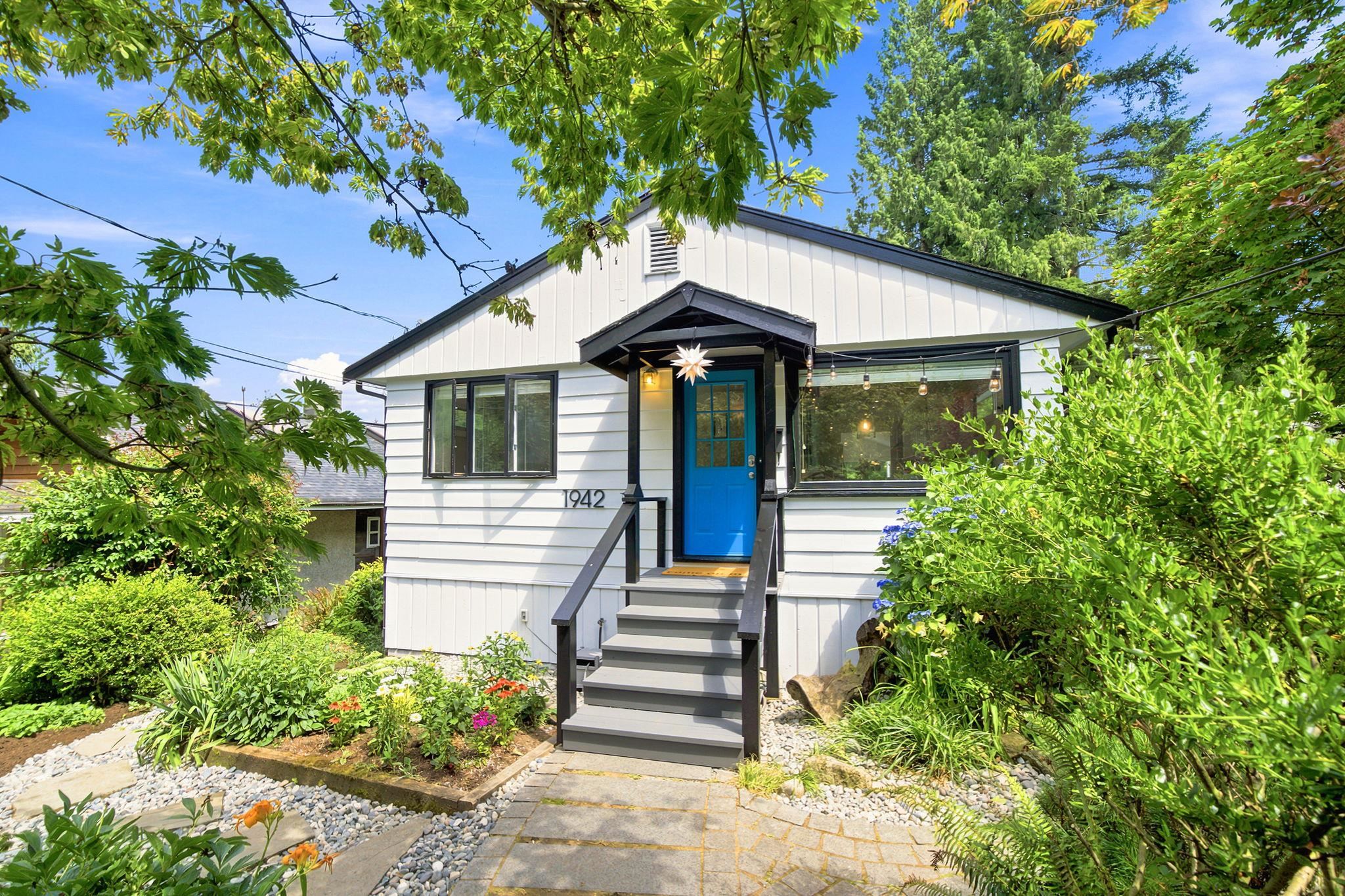 1942 BANBURY ROAD, North Vancouver BC V7G 1W5, R3144433, BC,