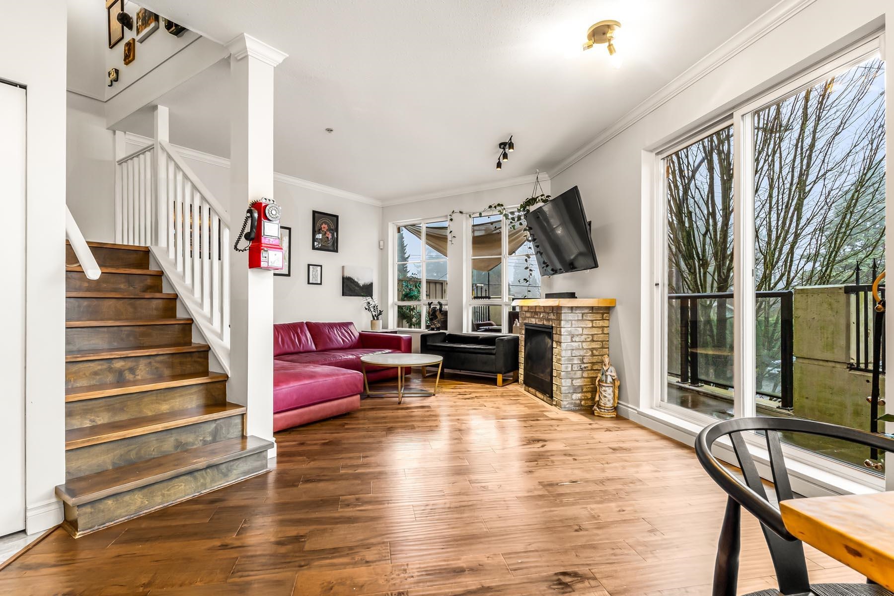 204 815 FIRST STREET, R3144780, BC,