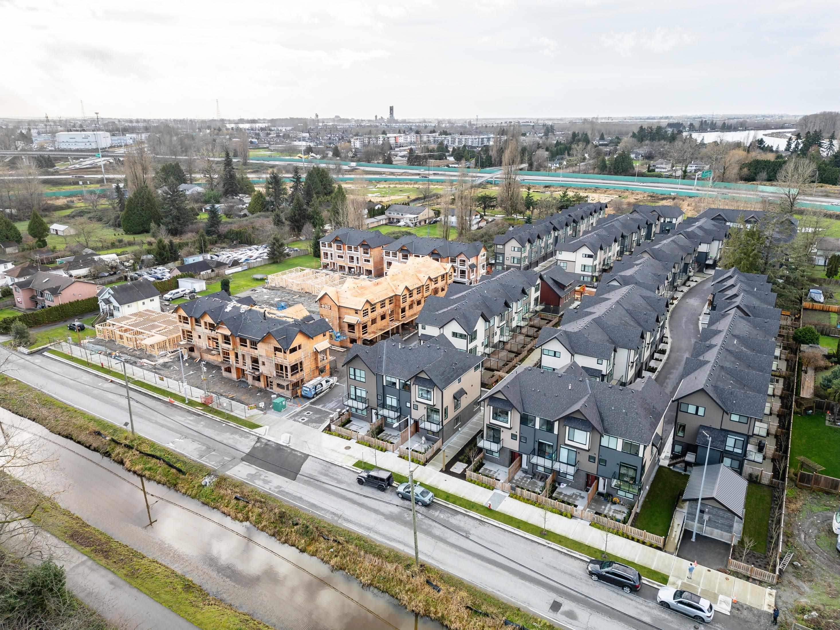 13 4337 BOUNDARY ROAD, R3144863, BC,