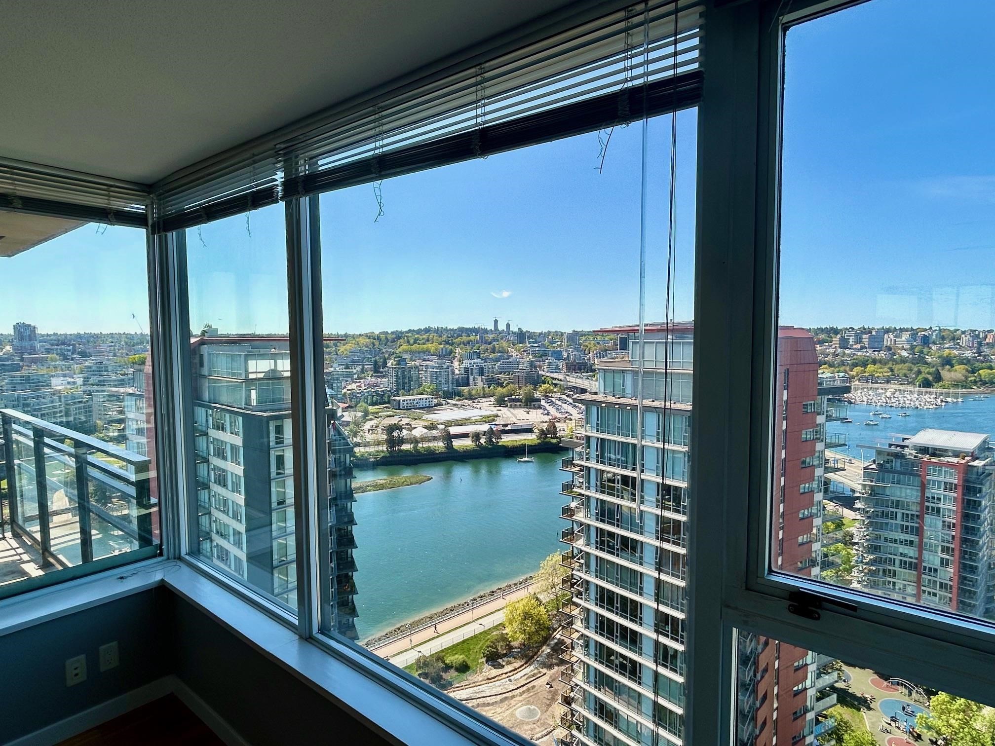 3005 33 SMITHE STREET, R3144905, BC,