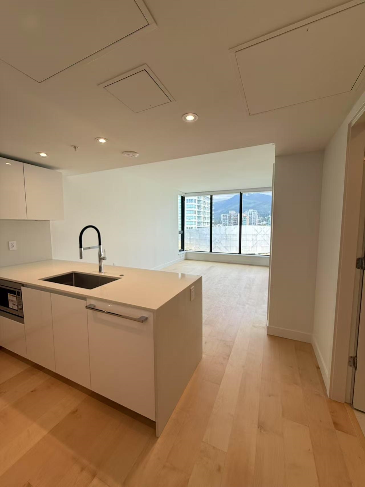 907 135 13TH STREET, R3145079, BC,
