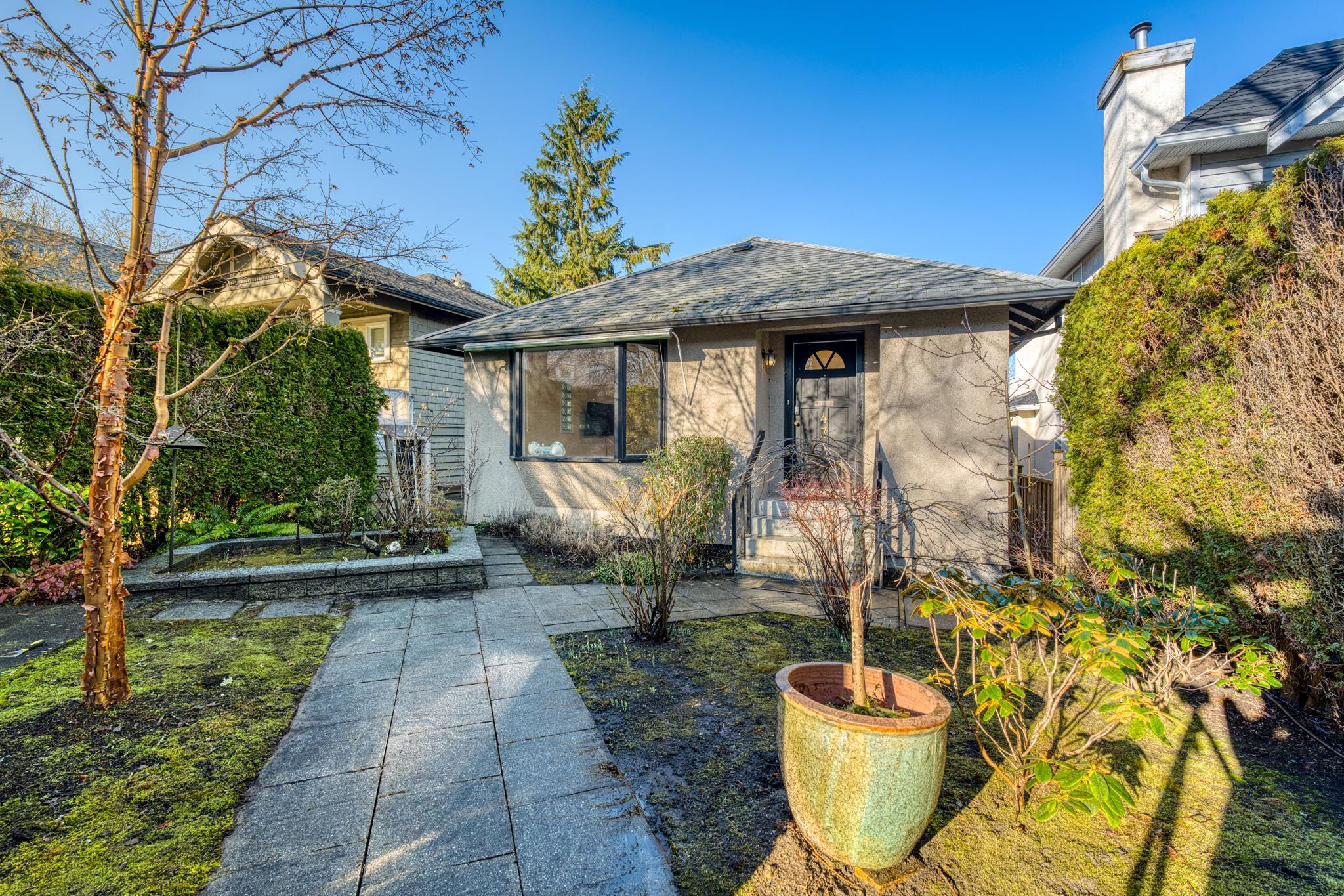 4377 W 12TH AVENUE, Vancouver BC V6R 2P9, R3145094, BC,