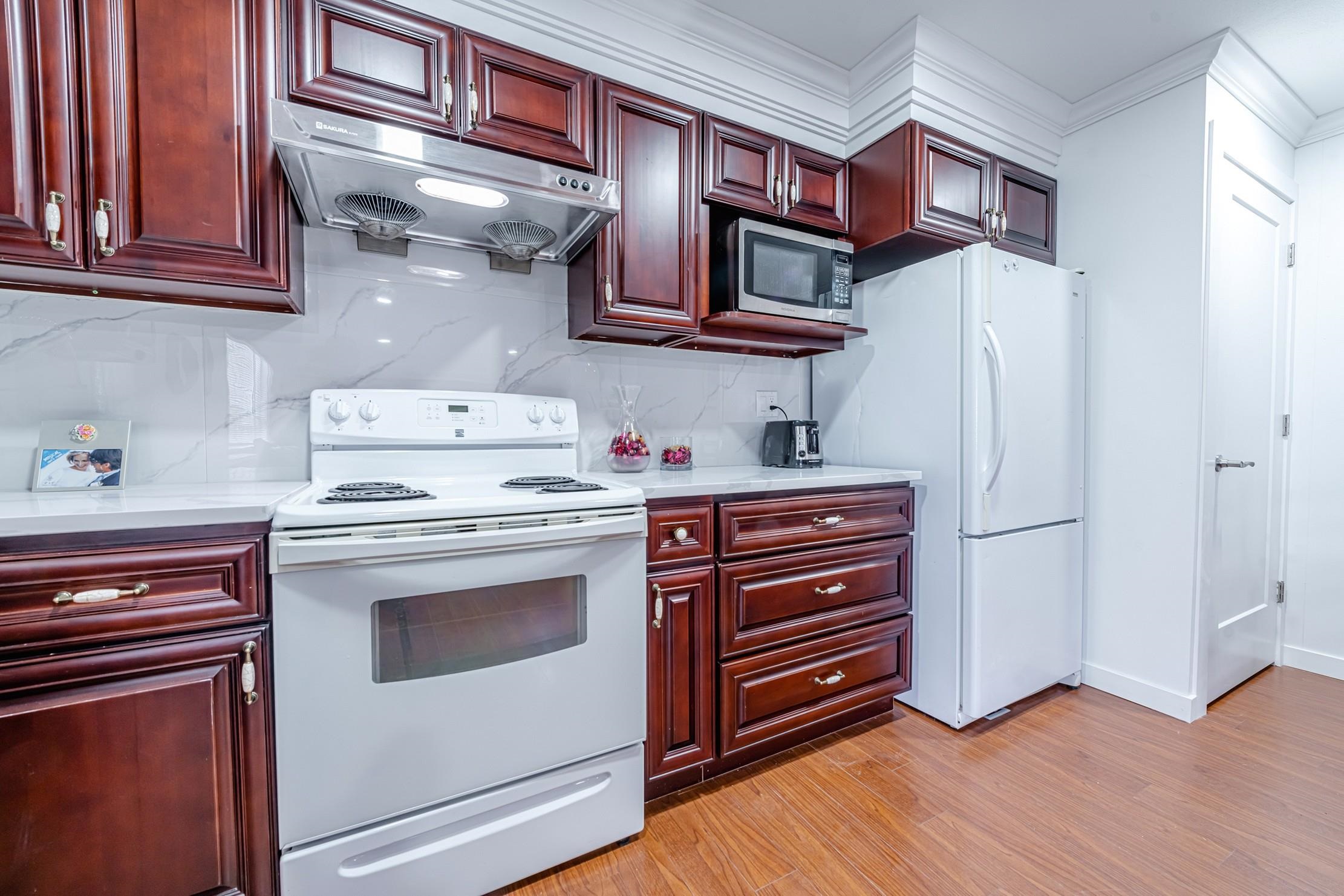 1xxx CHARLAND AVENUE, Coquitlam BC V3K 3L1, R3145117, BC,