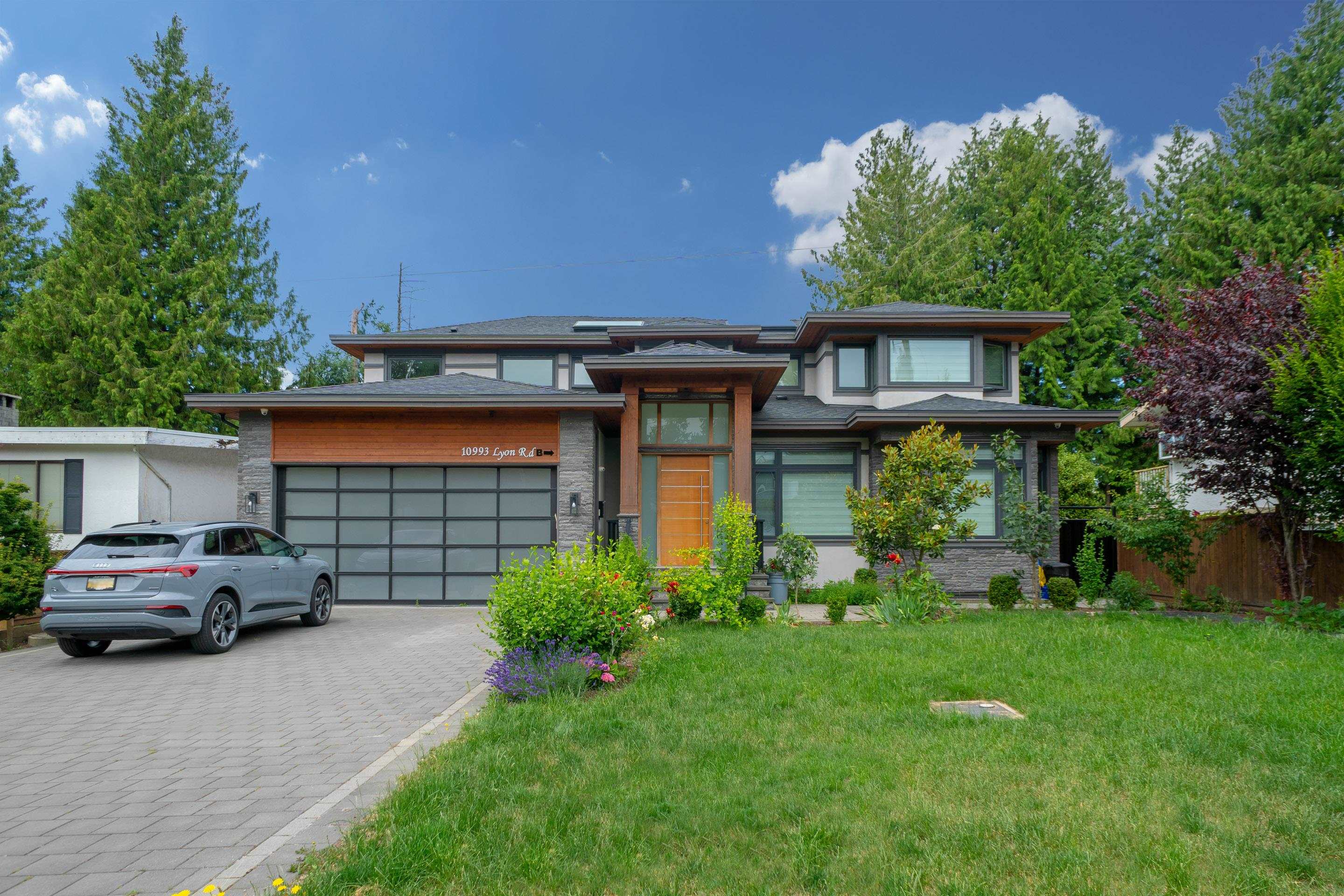 Main 10993 LYON ROAD, R3145209, BC,