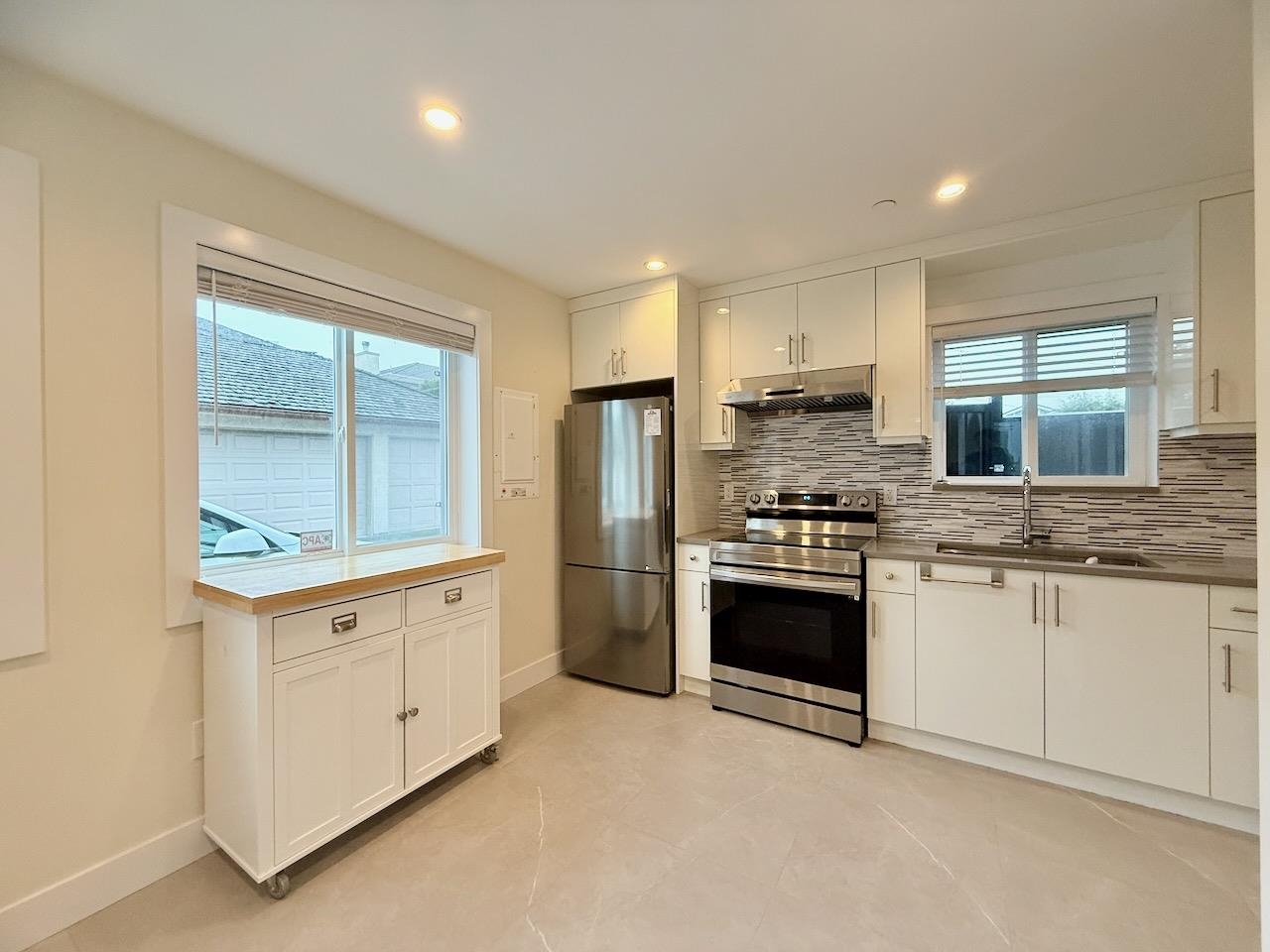 6X W 47TH AVENUE, Vancouver BC V5Y 2X7, R3145343, BC,