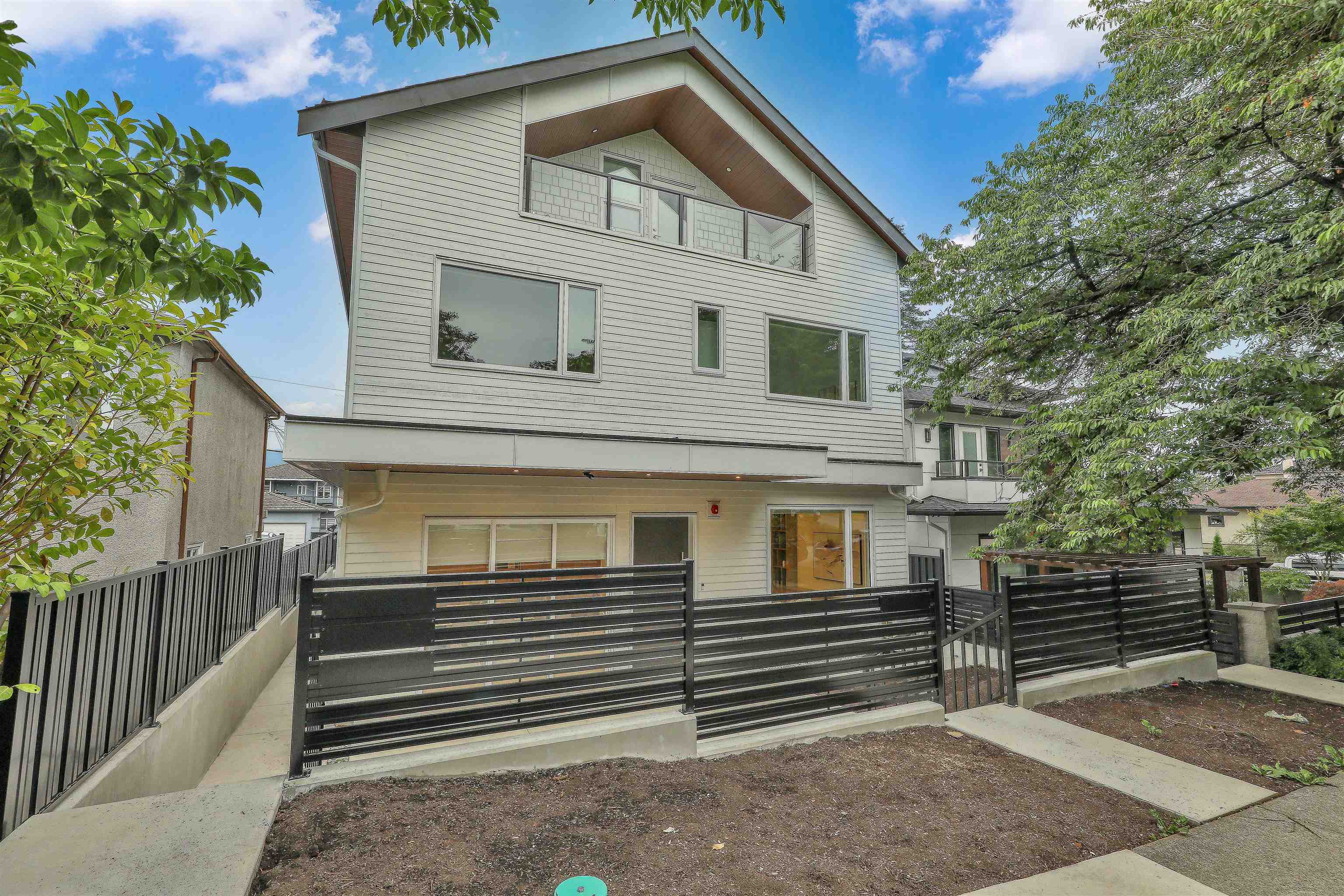 1 3185 GRAVELEY STREET, R3145371, BC,
