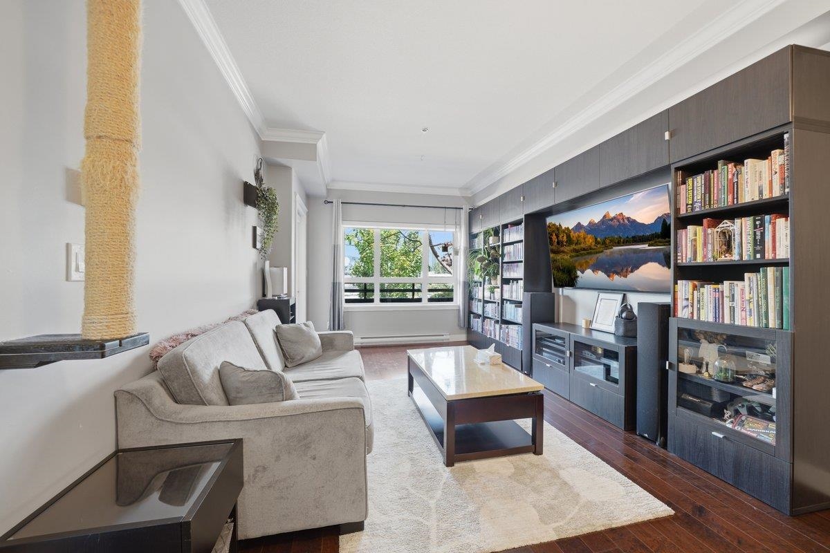 203 2664 KINGSWAY AVENUE, R3145448, BC,
