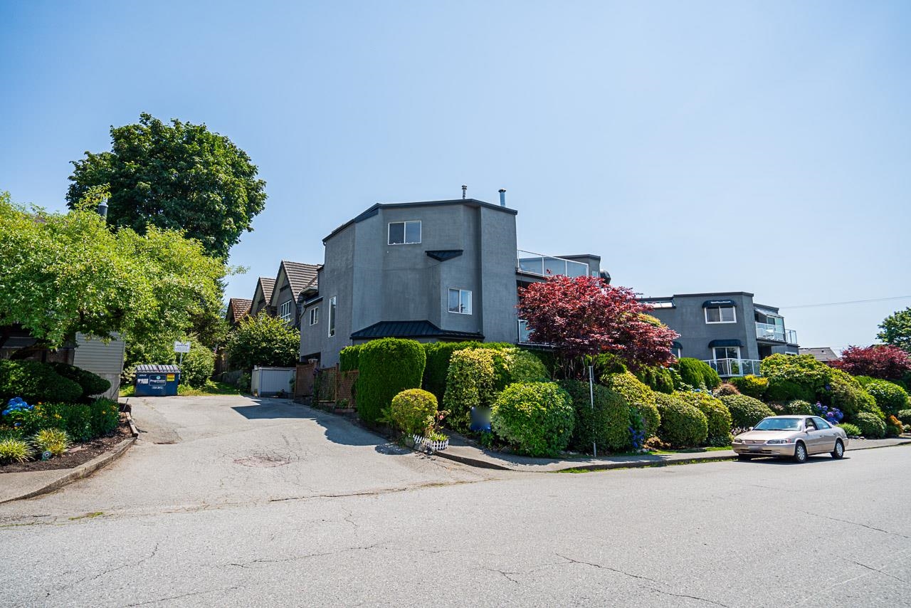 1416 MAHON AVENUE, North Vancouver BC V7M 2S4, R3145468, BC,