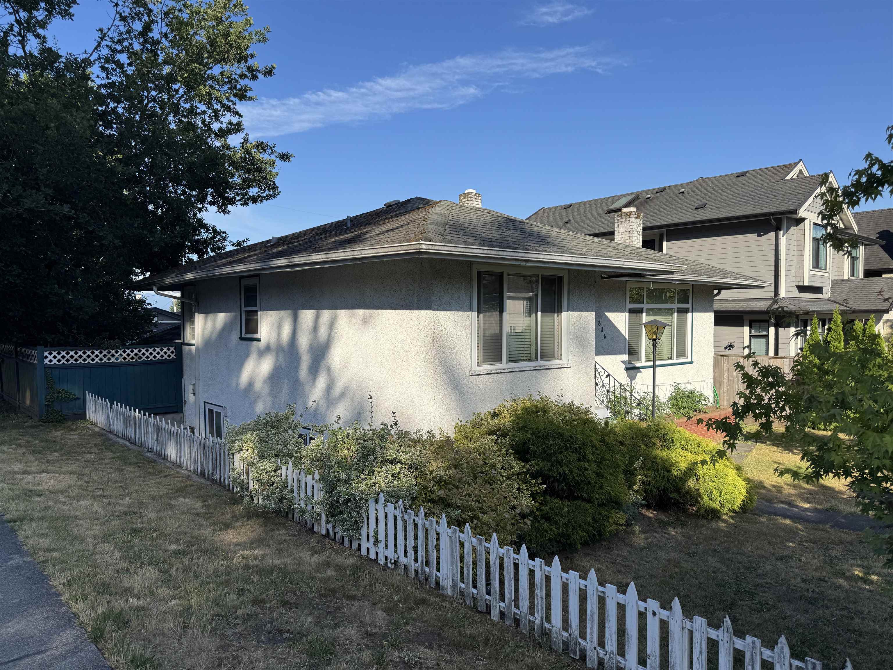 833 SCOTT STREET, New Westminster BC V3L 4V1, R3145488, BC,