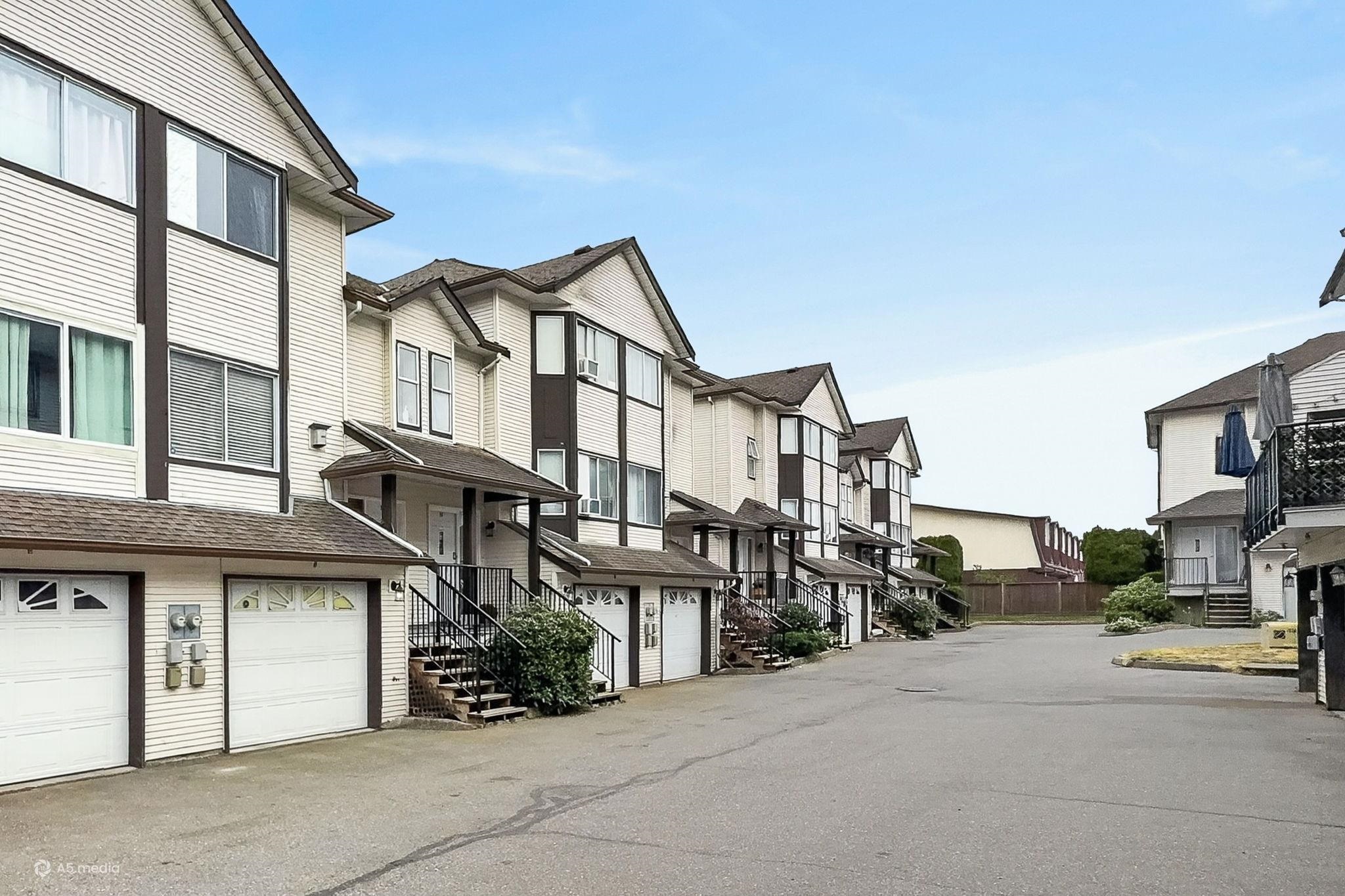 27 45740 THOMAS ROAD, R3145501, BC,