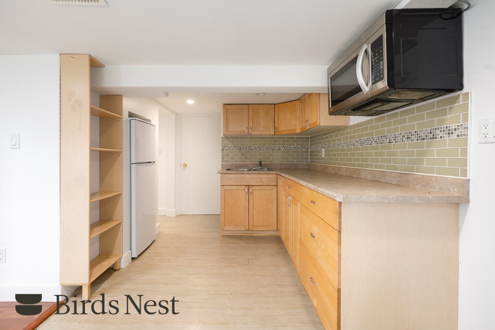 Lower 925 19TH AVENUE, R3145723, BC,