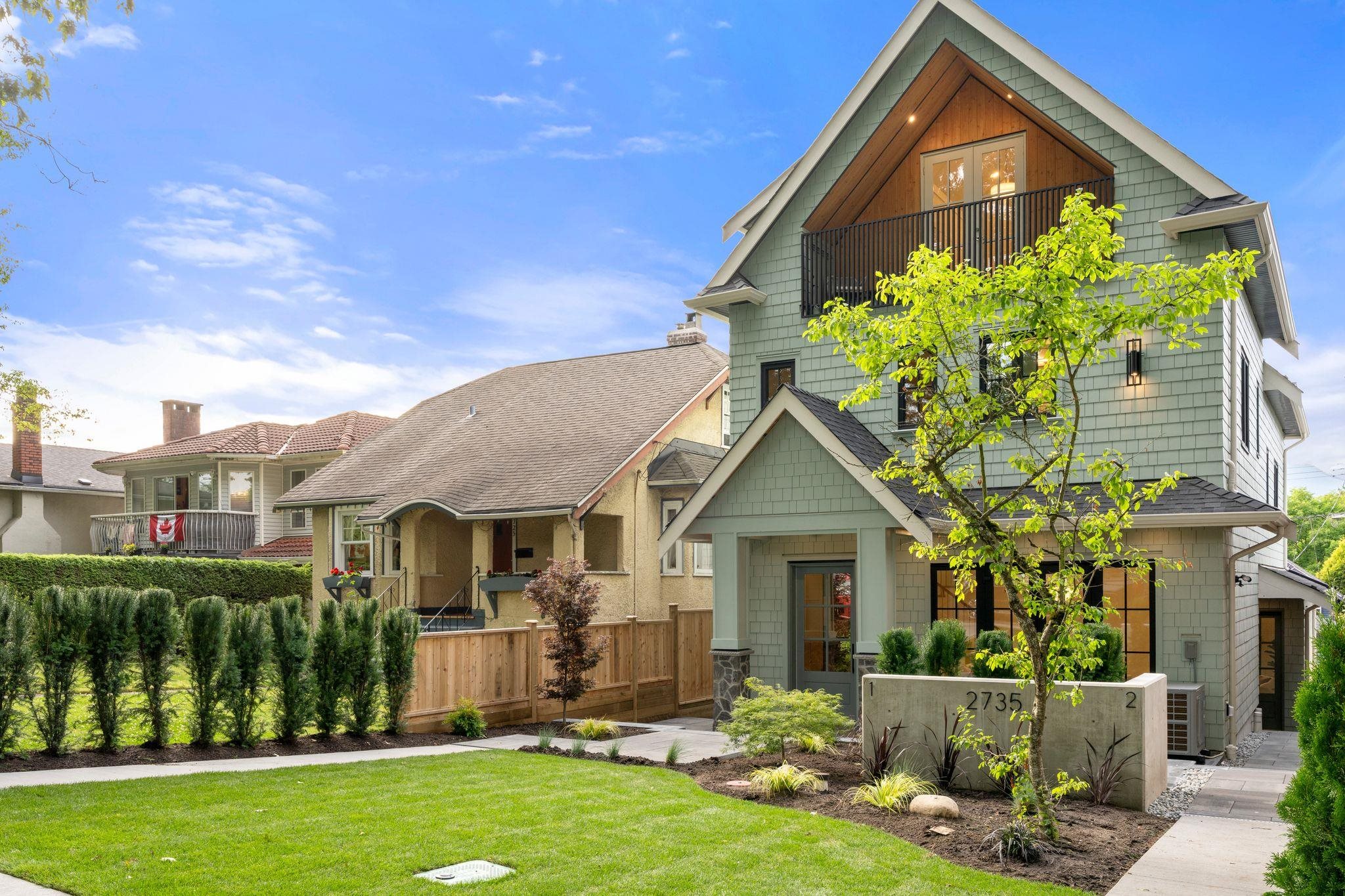 2 2735 ETON STREET, R3145730, BC,