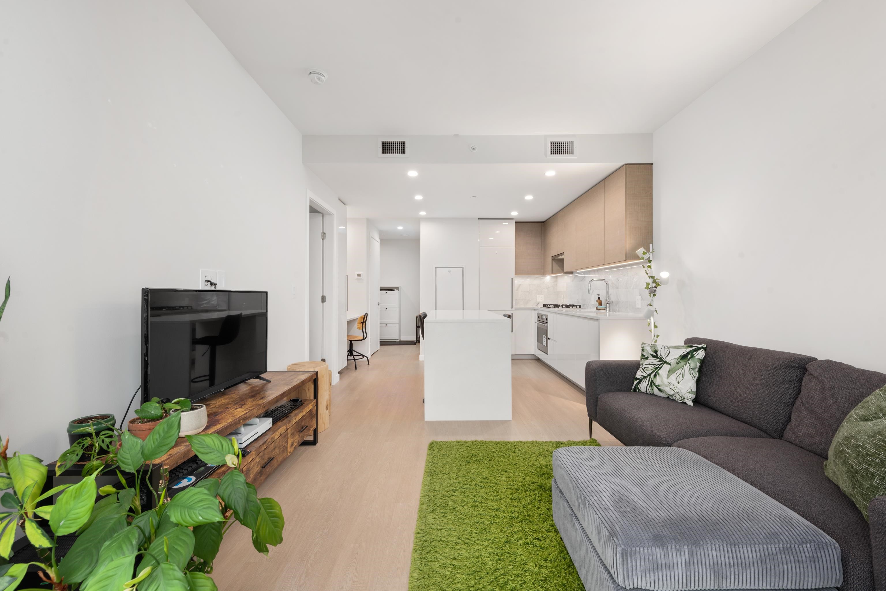 1301 2186 GILMORE AVENUE, R3145759, BC,