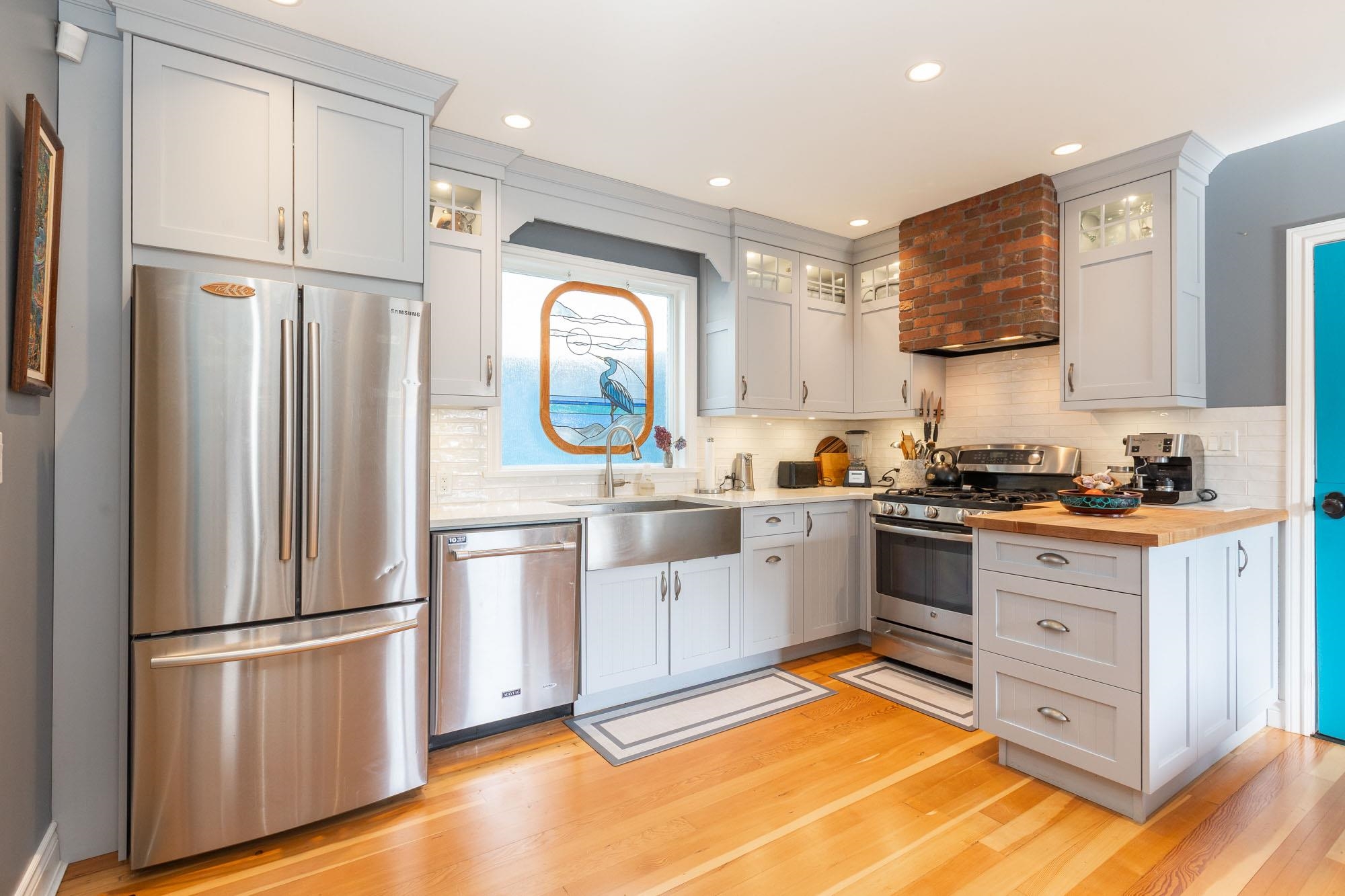 1196 HABGOOD STREET, White Rock BC V4B 4W9, R3145778, BC,