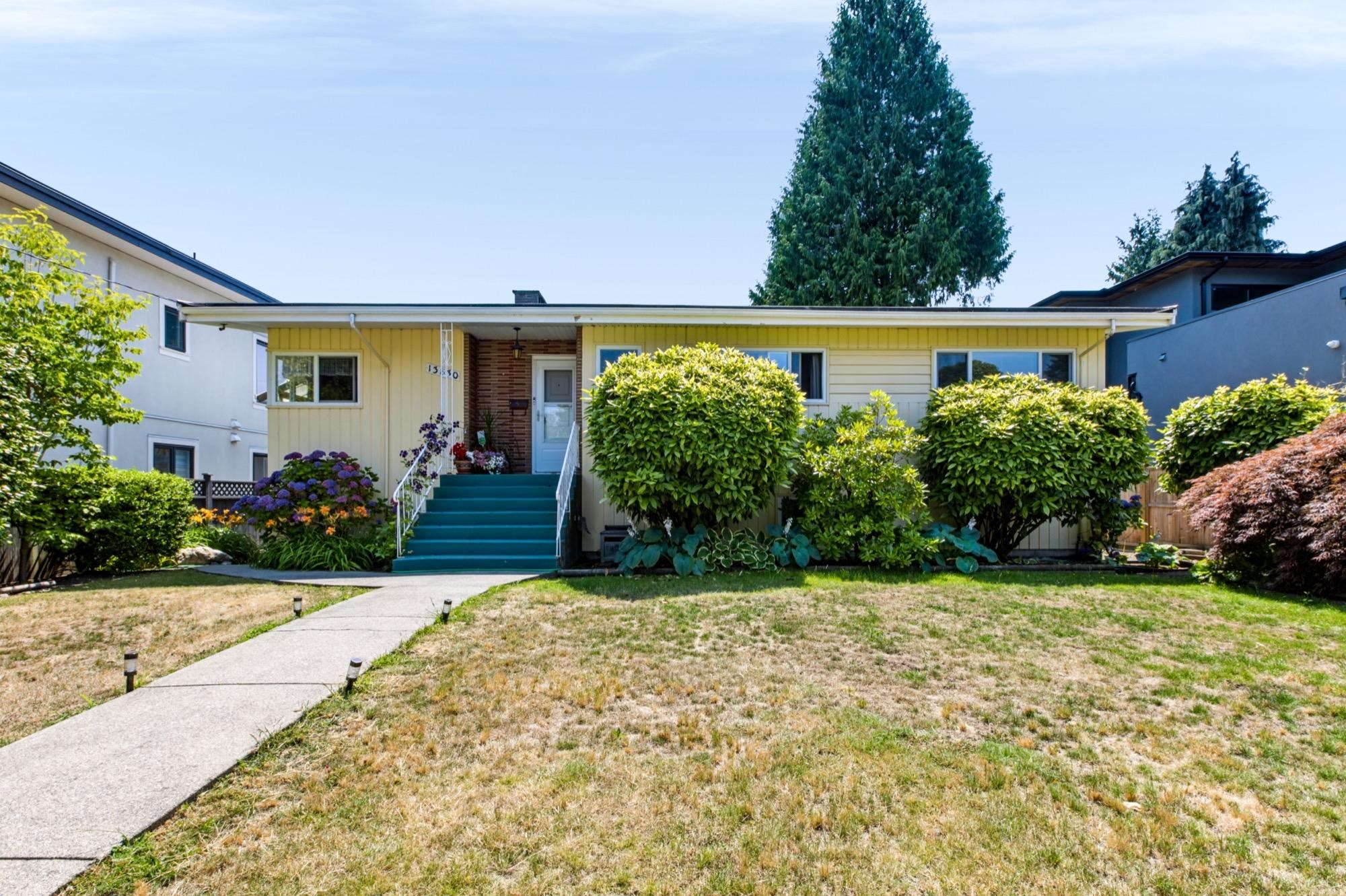 13830 BLACKBURN AVENUE, White Rock BC V4B 2Y8, R3145791, BC,