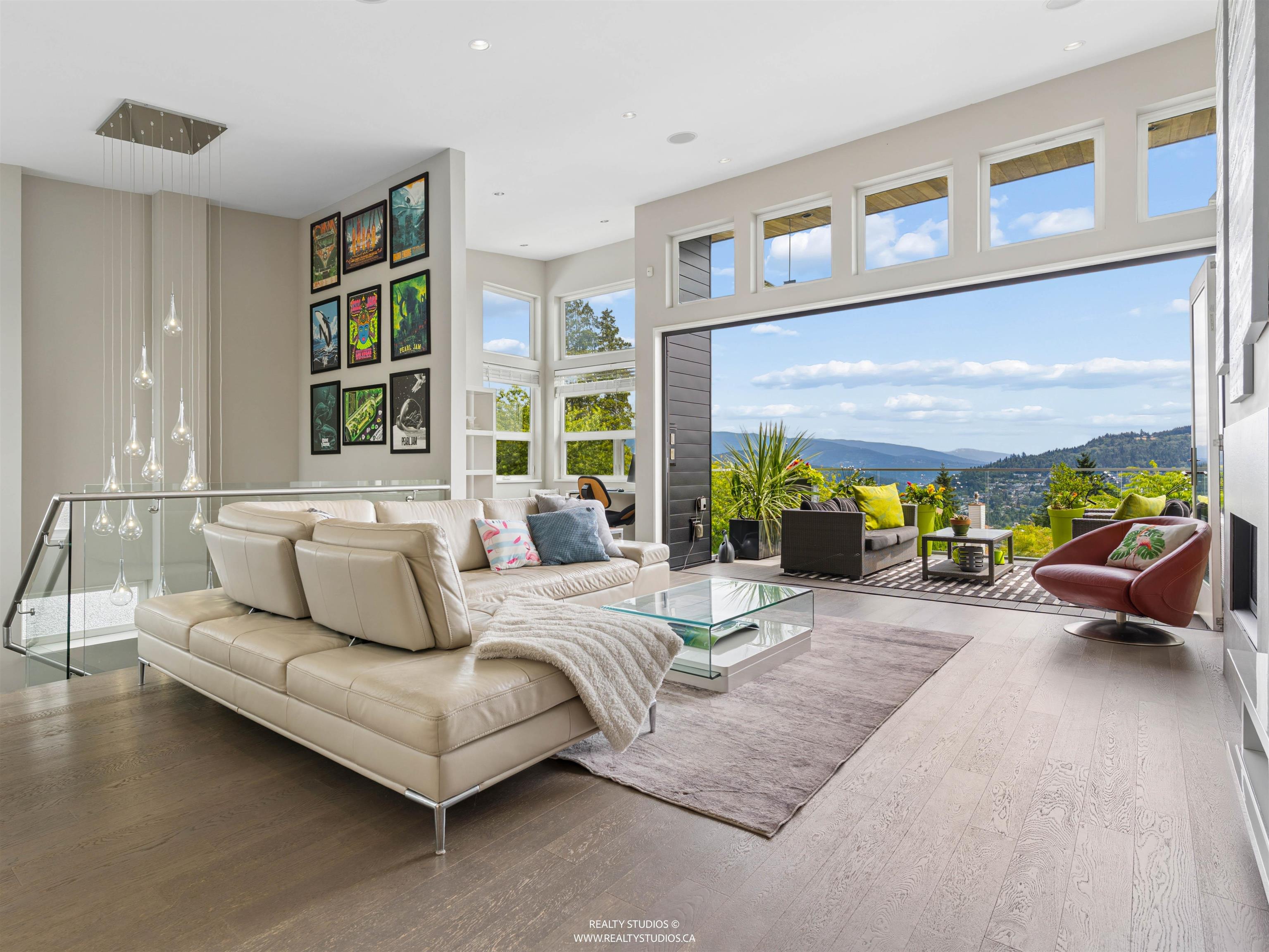 23 ELLESMERE AVENUE, Burnaby BC V5B 3S5, R3146094, BC,