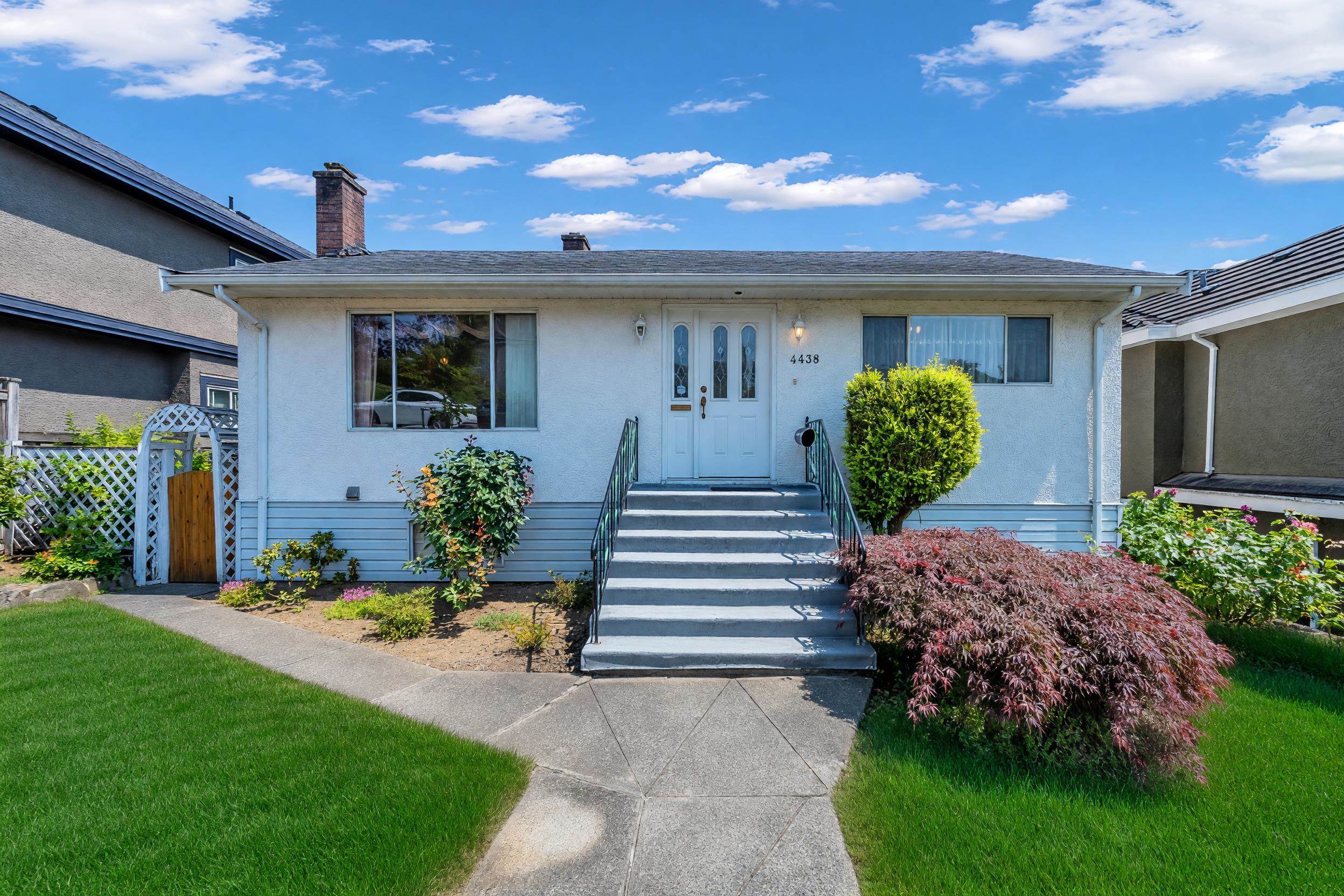 4438 DARWIN AVENUE, Burnaby BC V5G 3E6, R3146343, BC,