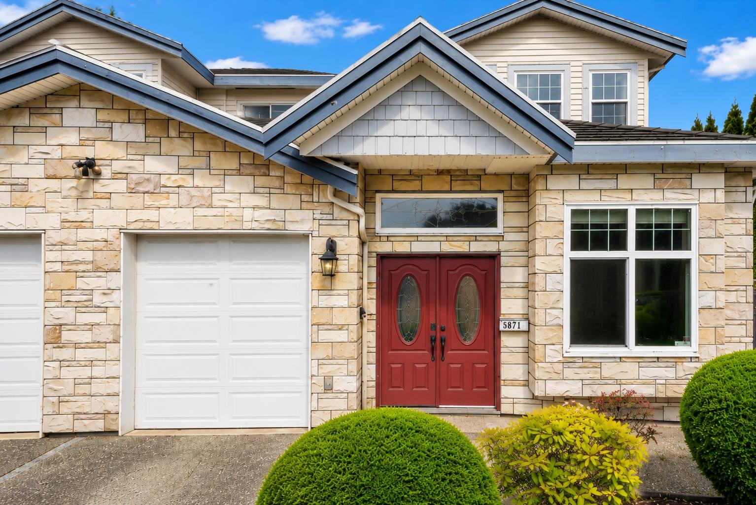 5871 RUMBLE STREET, Burnaby BC V5J 2C3, R3146382, BC,