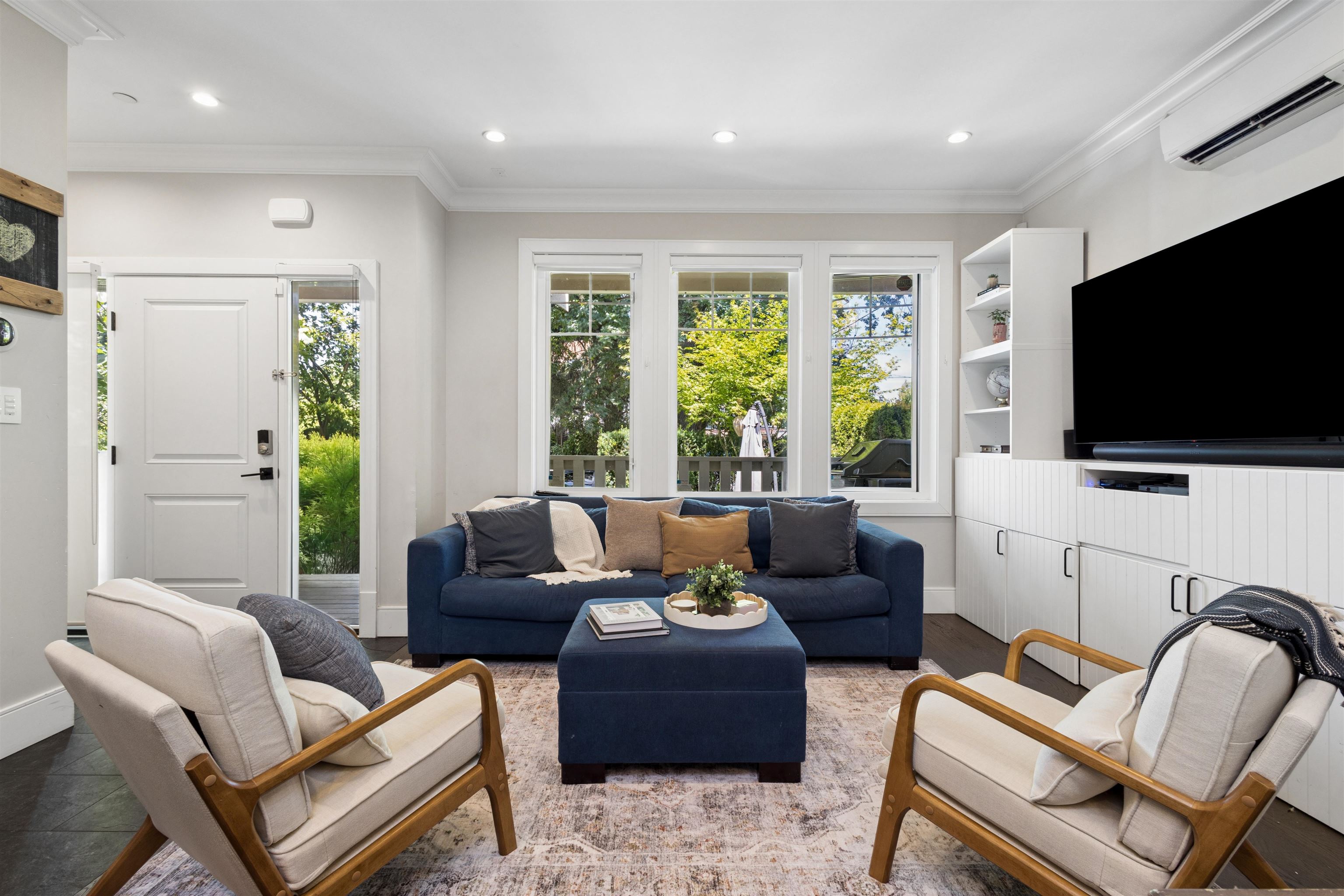 1336 E 23 AVENUE, Vancouver BC V5V 1Z2, R3146411, BC,