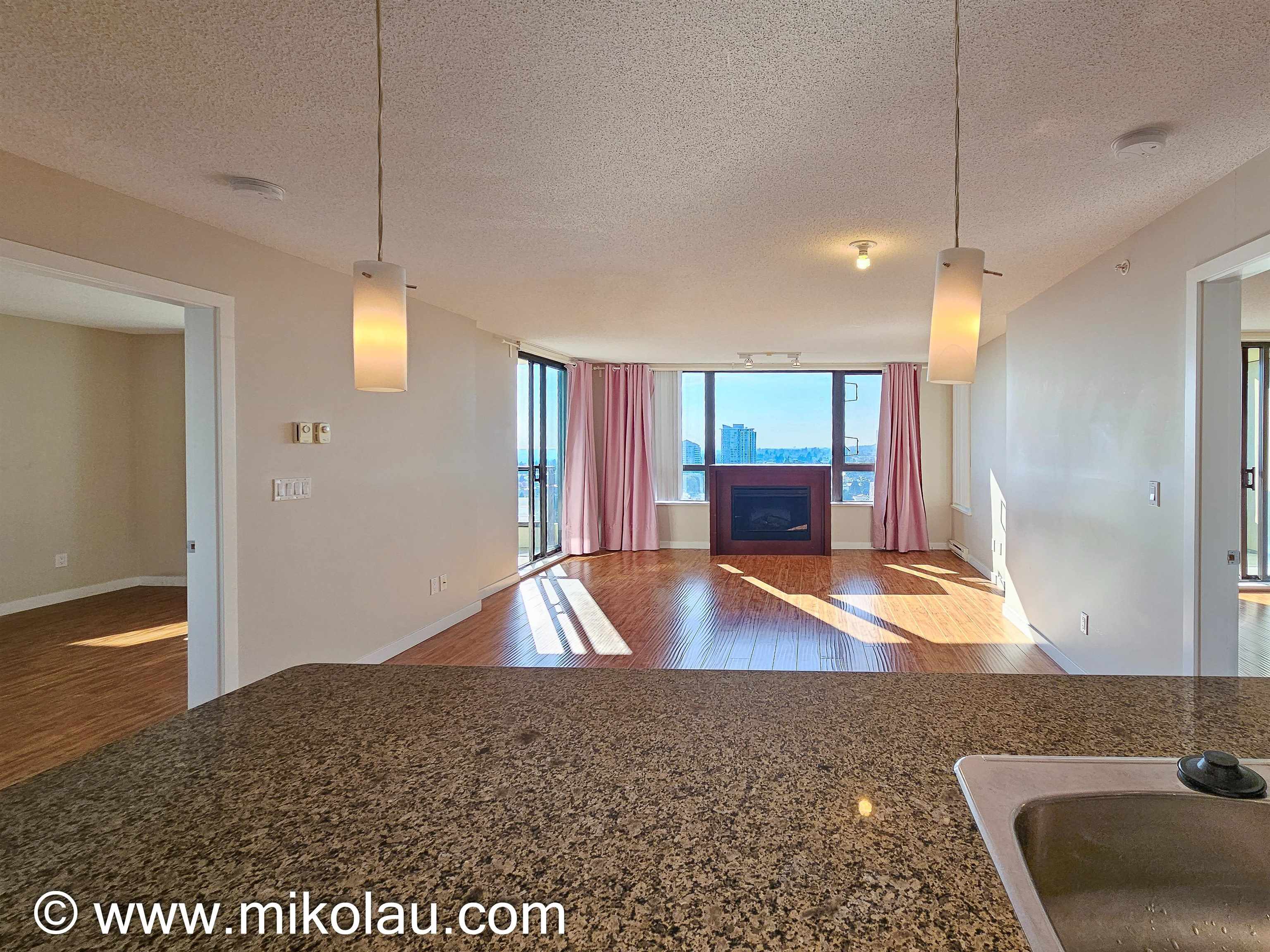 24X5 7088 SALISBURY AVE, Burnaby BC V5E 0A4, R3146427, BC,