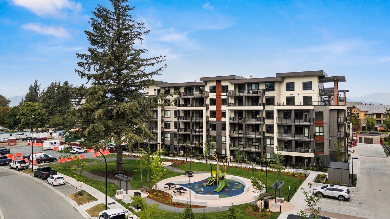 411 45505 CAMPUS DRIVE, R3146428, BC,