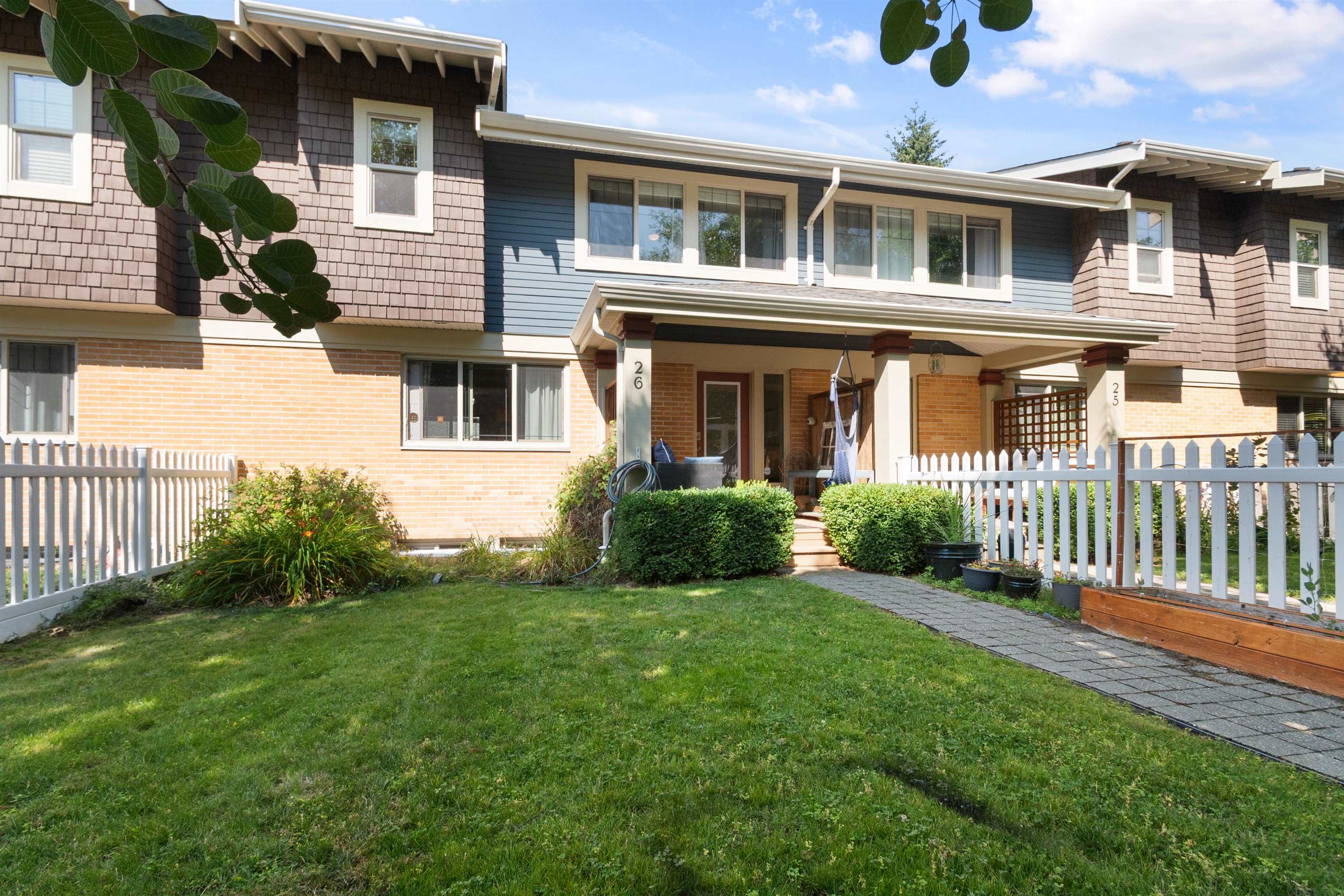 26 5851 COWICHAN STREET, R3146467, BC,
