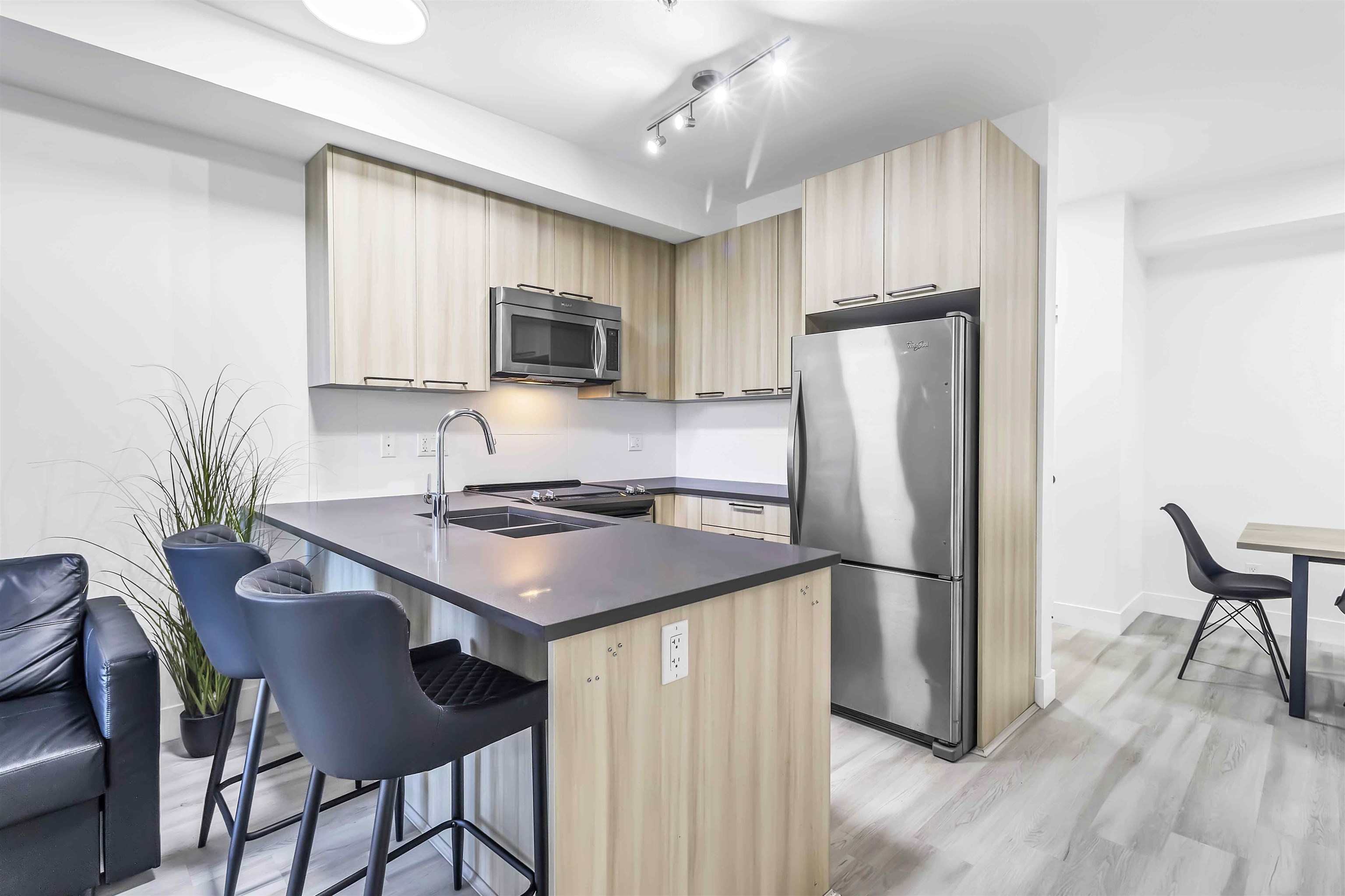 101 15628 104 AVENUE, R3146510, BC,