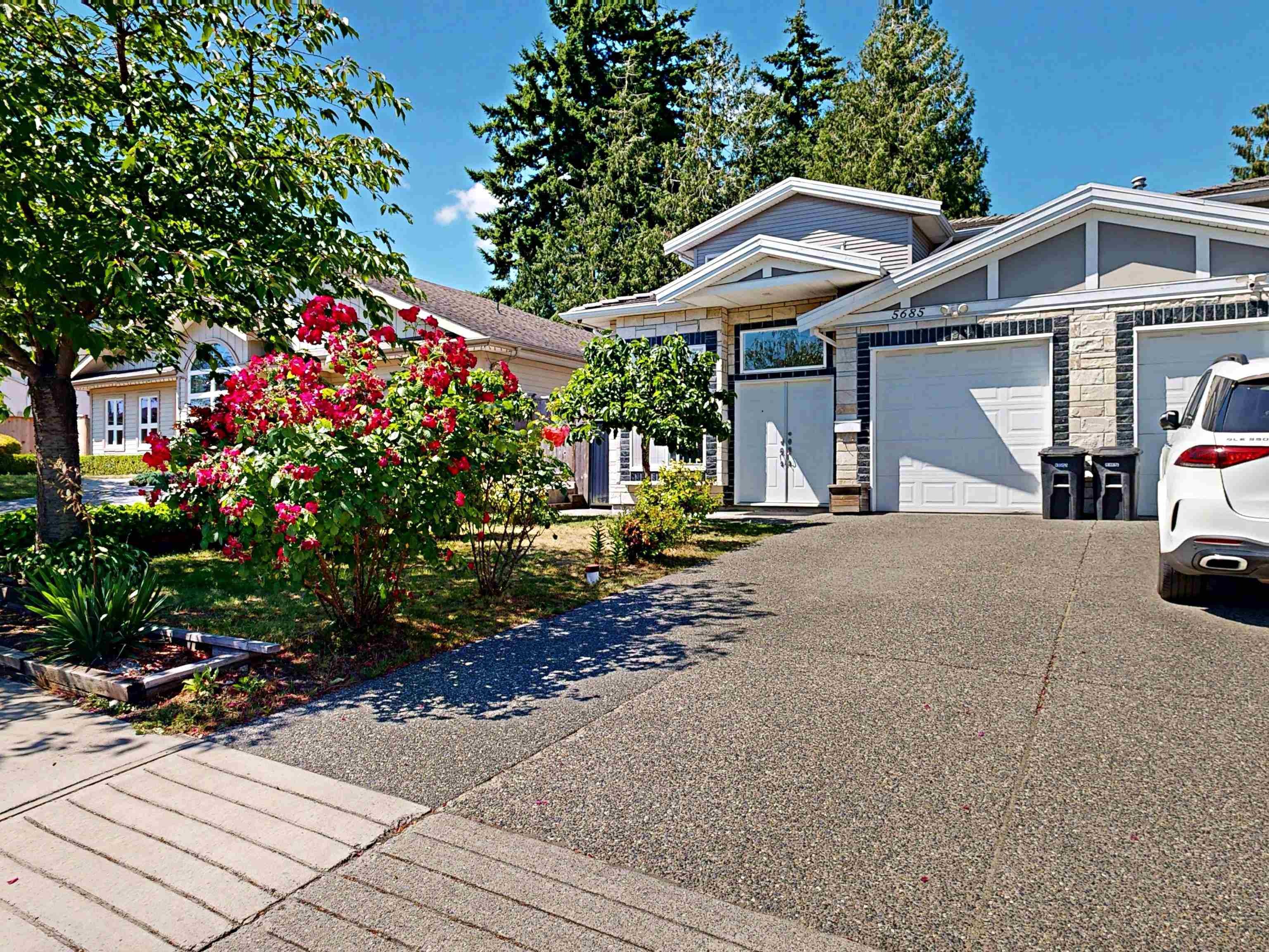 5685 NEVILLE STREET, Burnaby BC V5J 2J1, R3146600, BC,