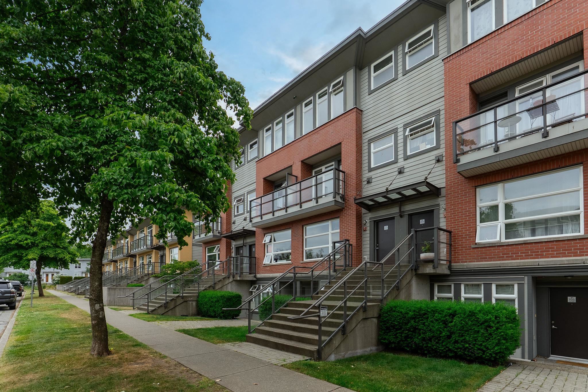 206 5632 KINGS ROAD, R3146644, BC,