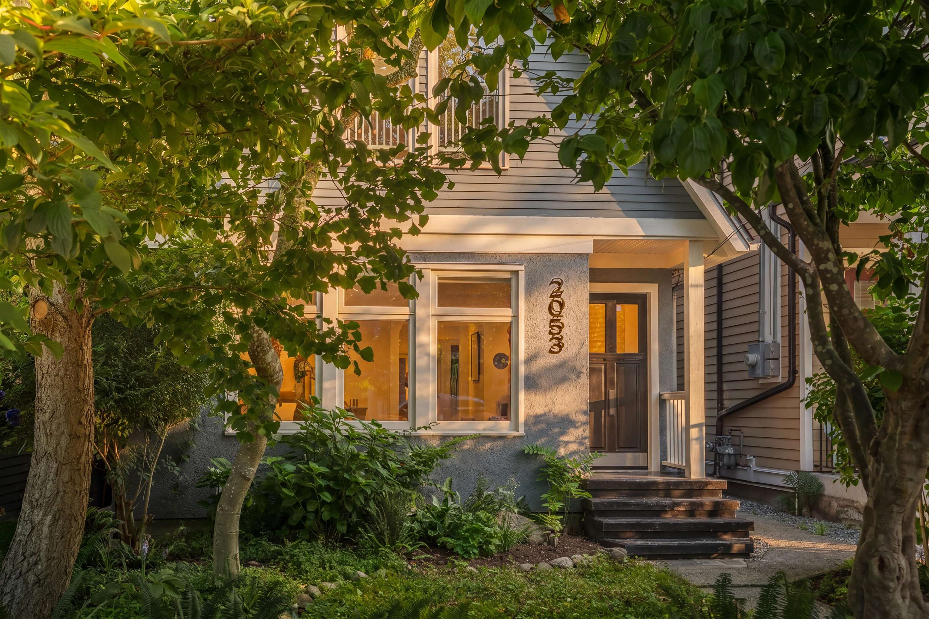 2053 CHARLES STREET, Vancouver BC V5L 2V1, R3146651, BC,