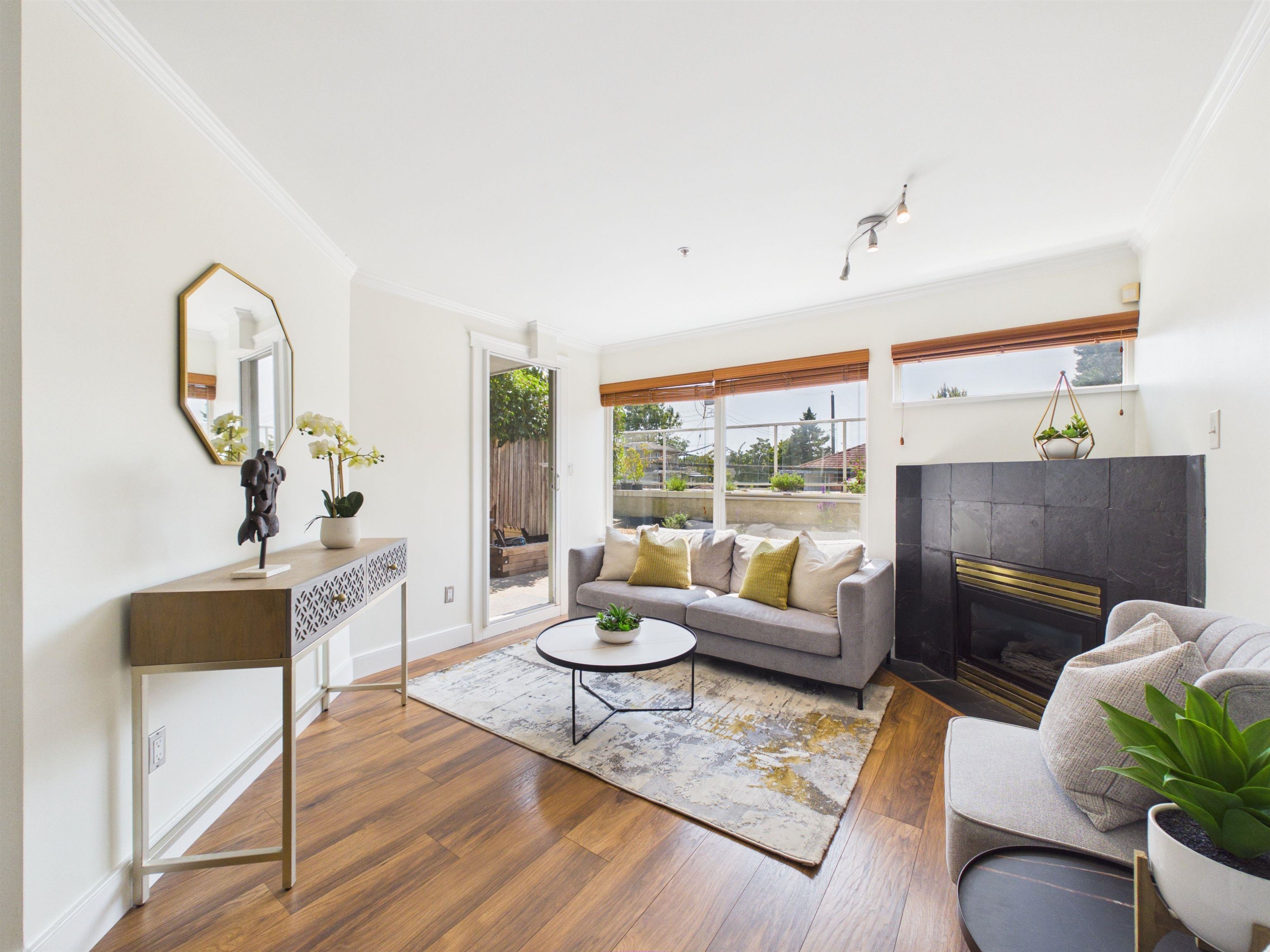 215 2238 KINGSWAY STREET, R3146974, BC,