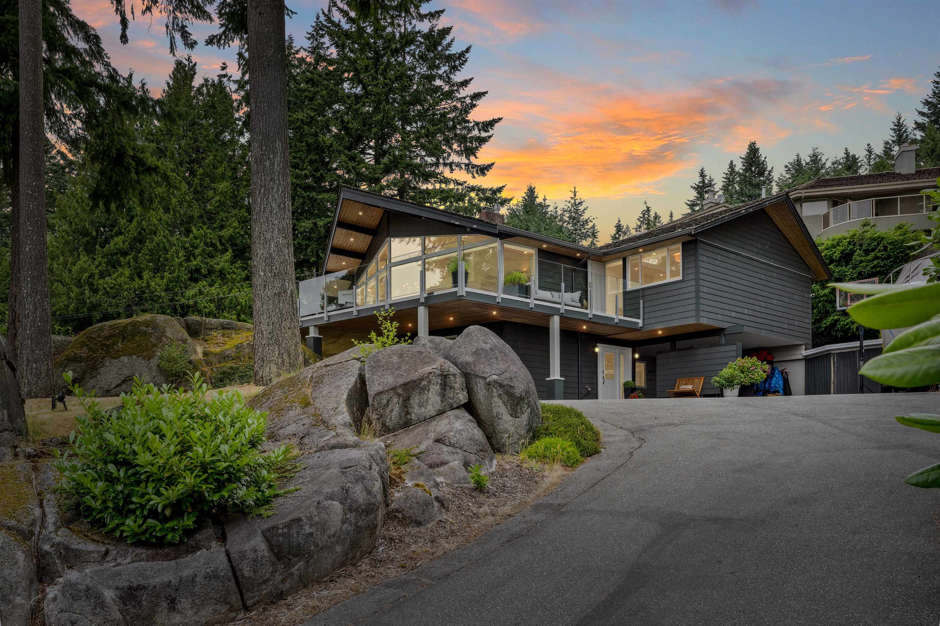 4375 WOODCREST ROAD, West Vancouver BC V7S 2V9, R3147145, BC,