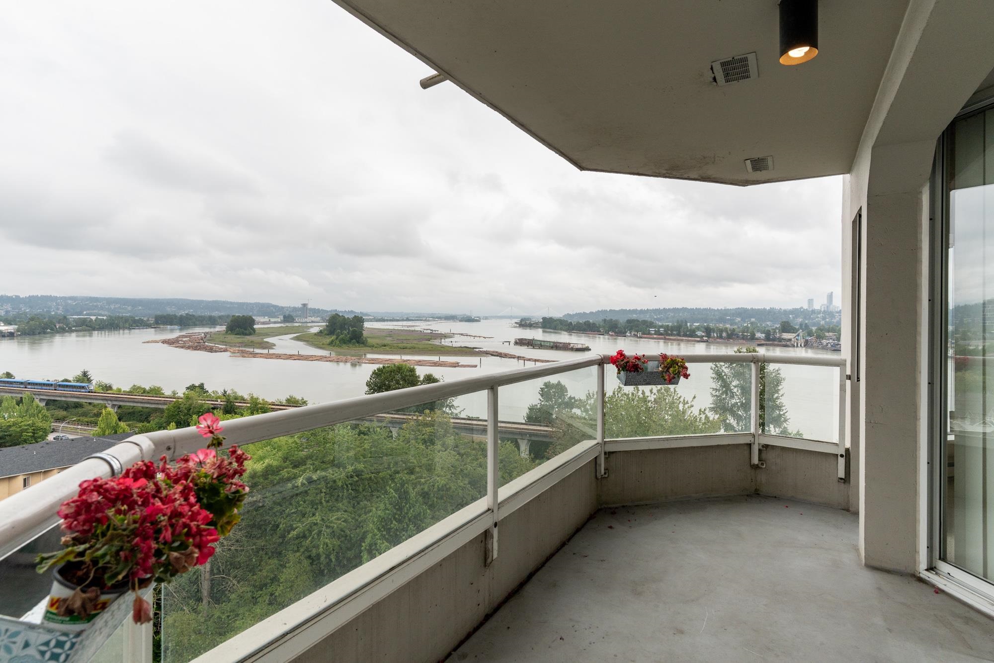 903 69 JAMIESON COURT, R3147280, BC,