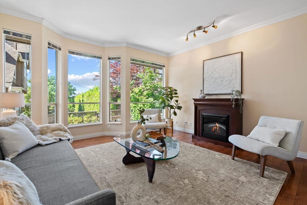 1 230 KEITH ROAD, R3147541, BC,