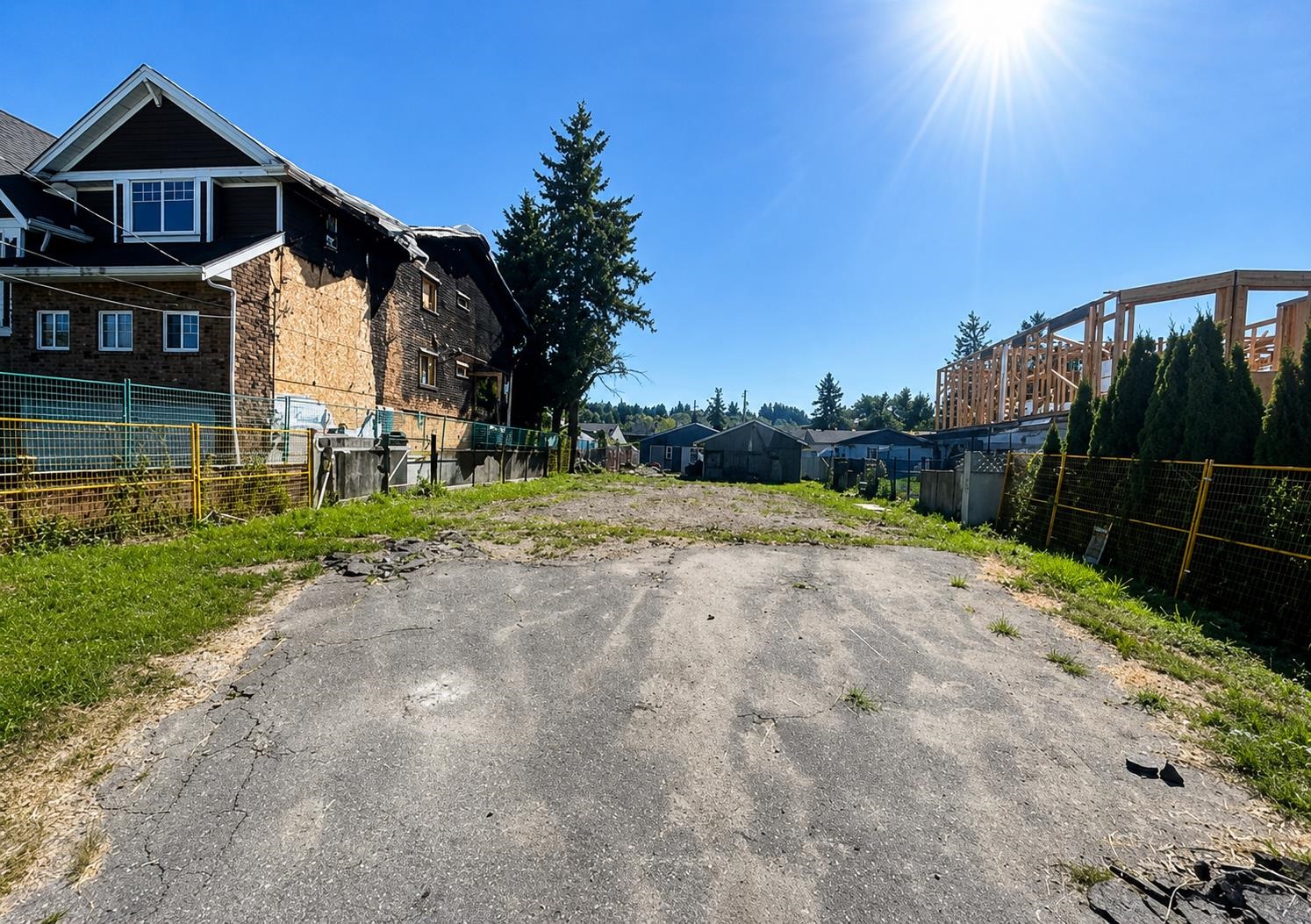 12766 113A AVENUE, Surrey BC V3V 3M4, R3147584, BC,
