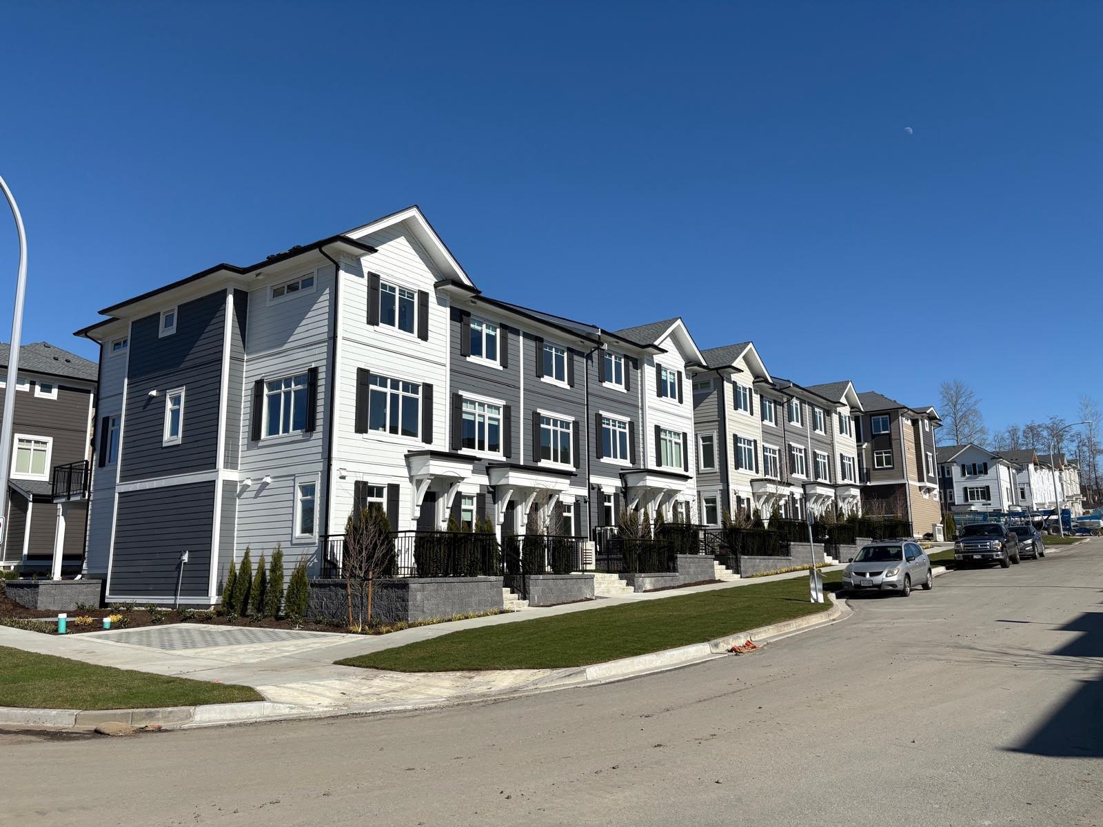 16325 21 AVENUE, Surrey BC V3Z 1K6, R3147730, BC,