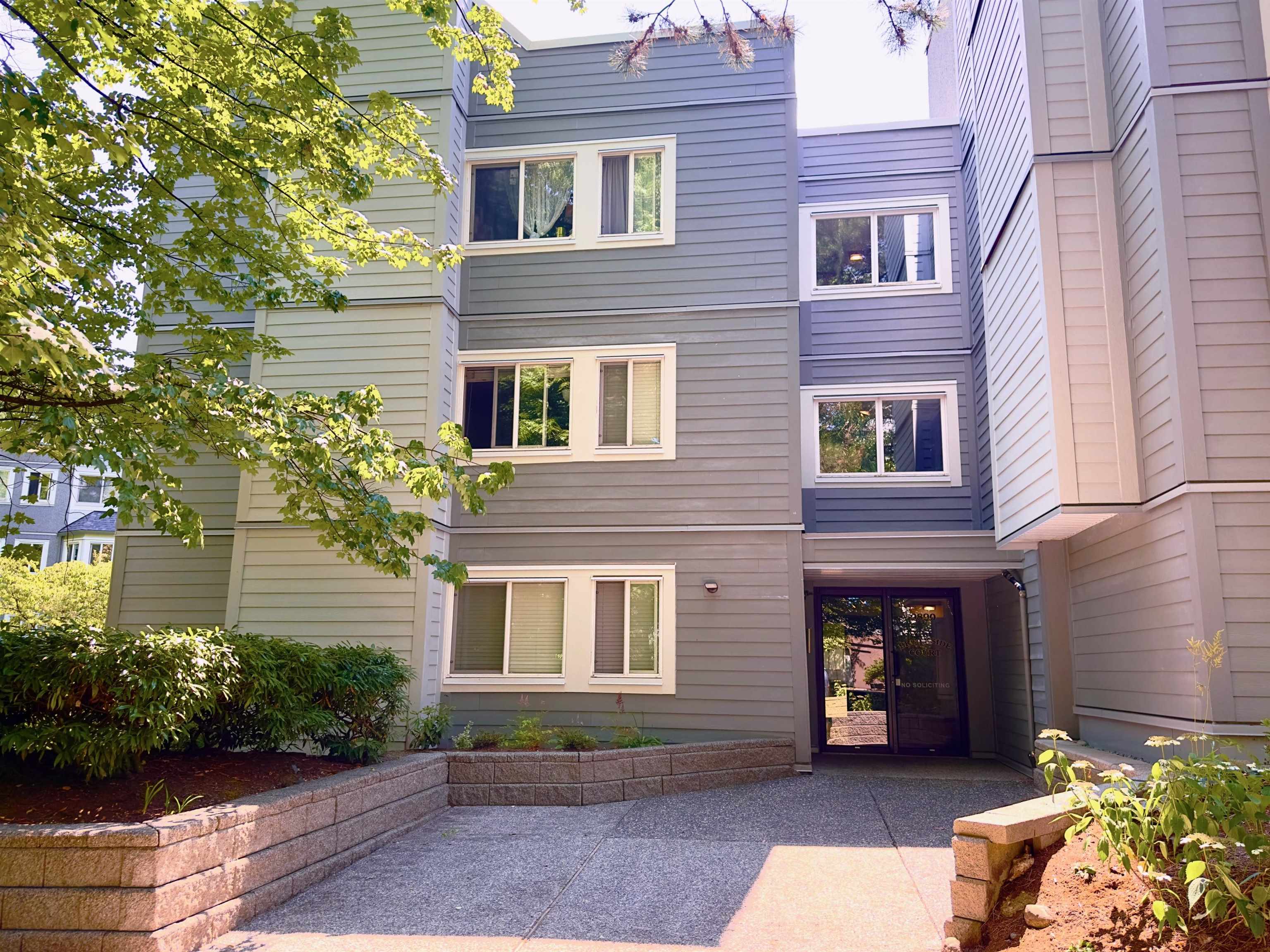 303 9890 MANCHESTER DRIVE, R3147897, BC,