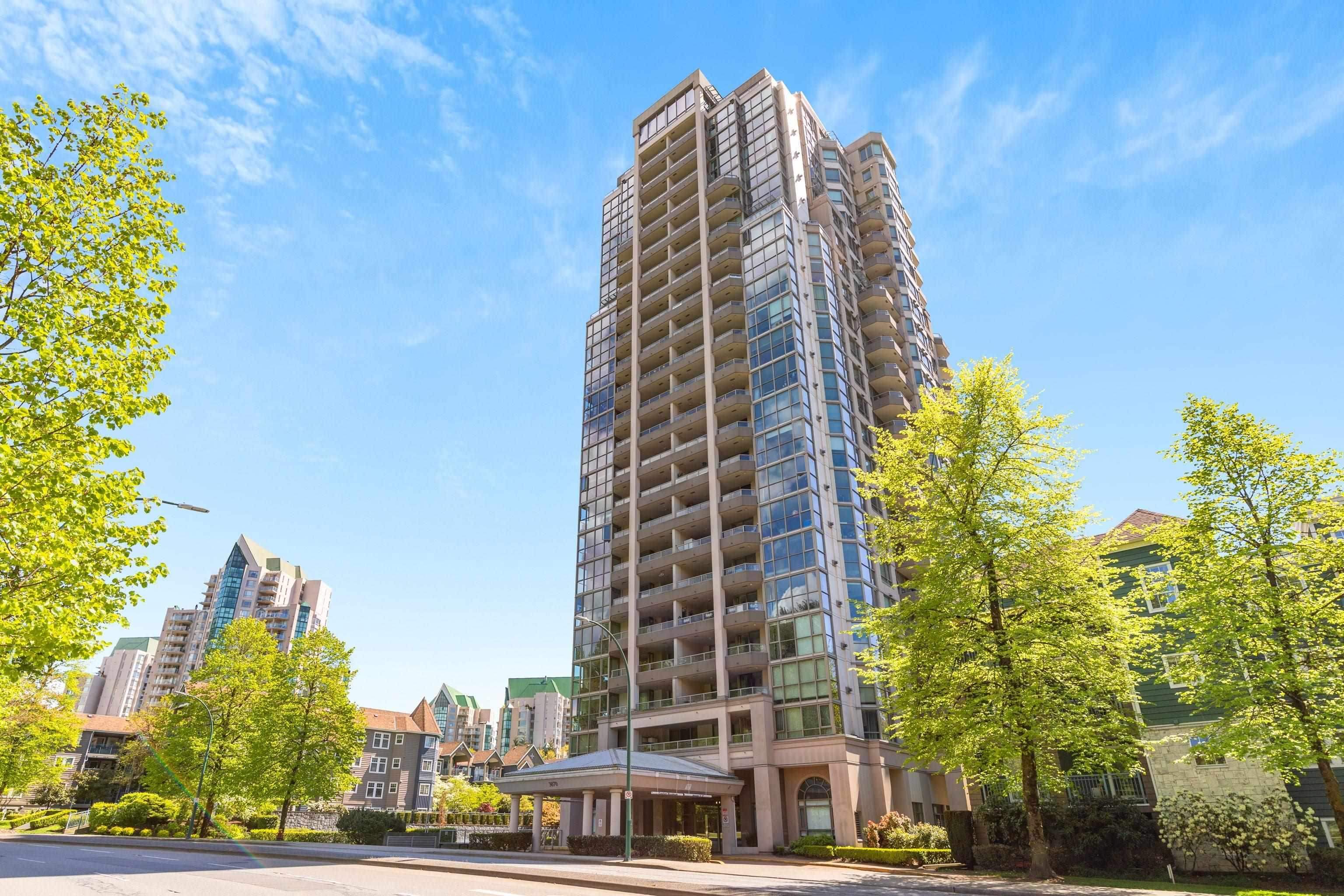 801 3070 GUILDFORD WAY, R3147952, BC,
