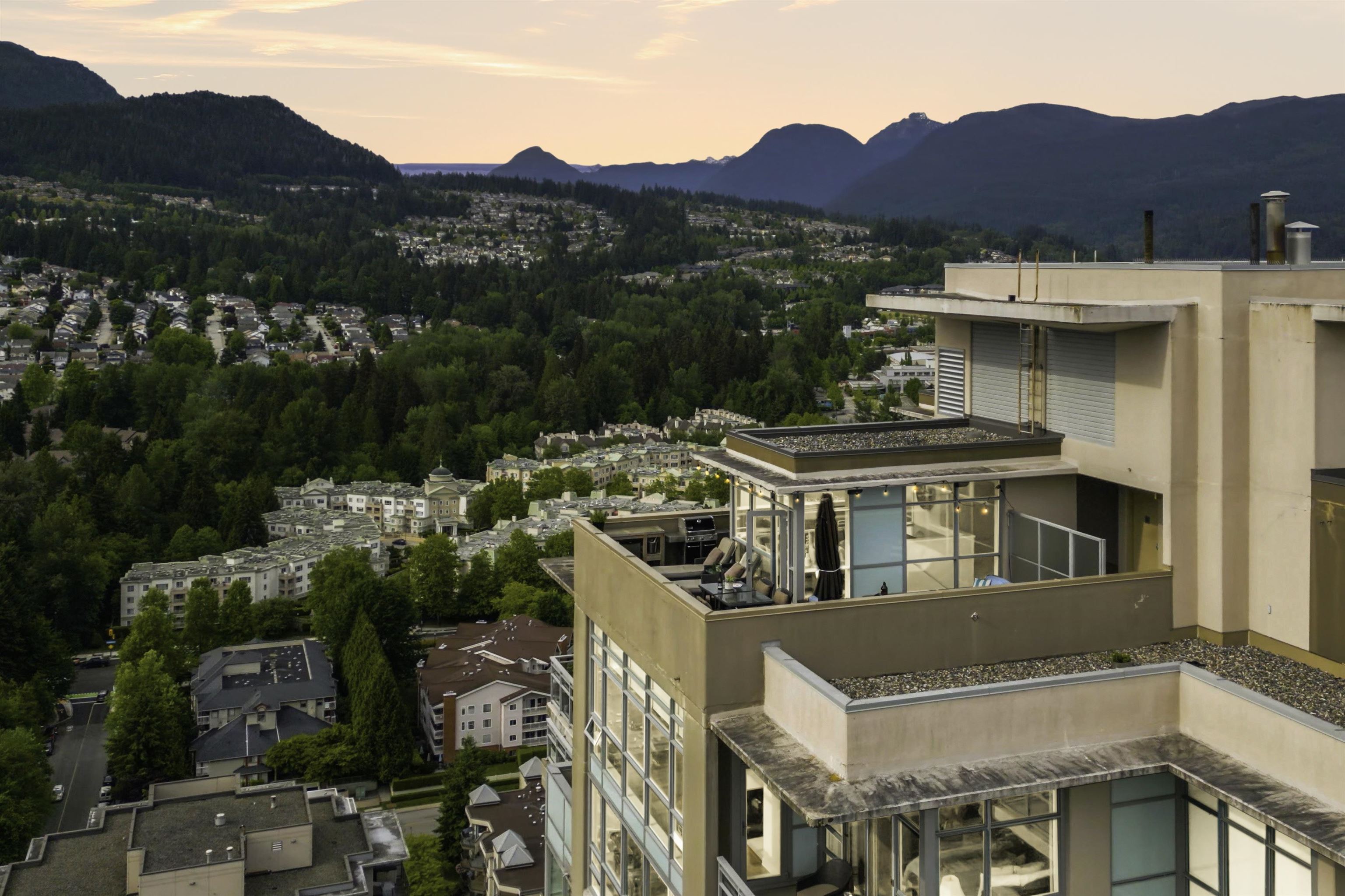 3401 2968 GLEN DRIVE, R3147986, BC,