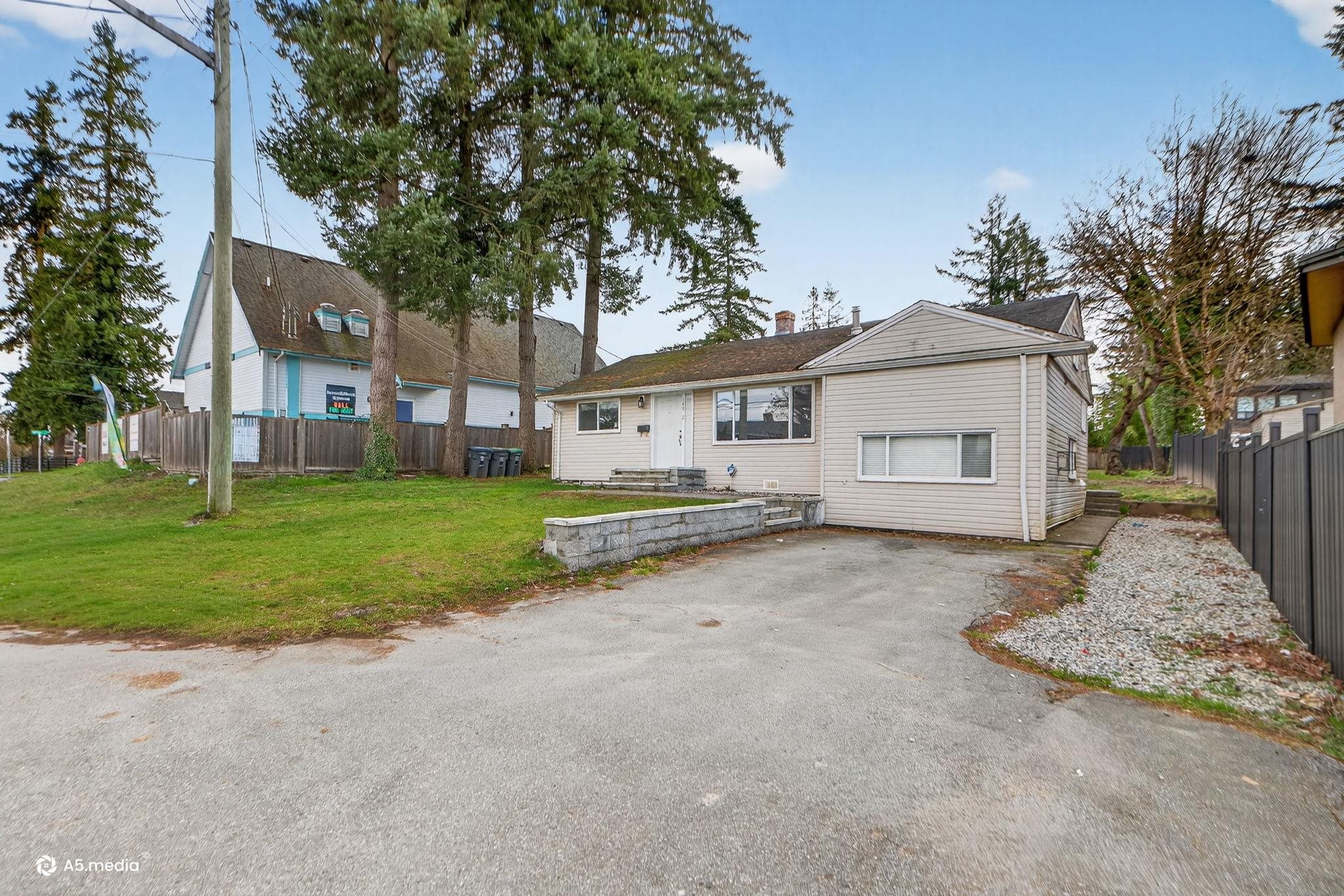14032 GROSVENOR ROAD, Surrey BC V3R 5G5, R3148035, BC,